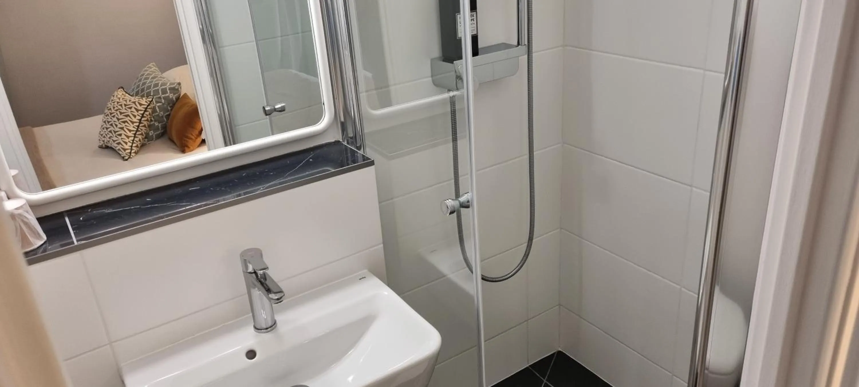 Bathroom in Hotel De L'Europe