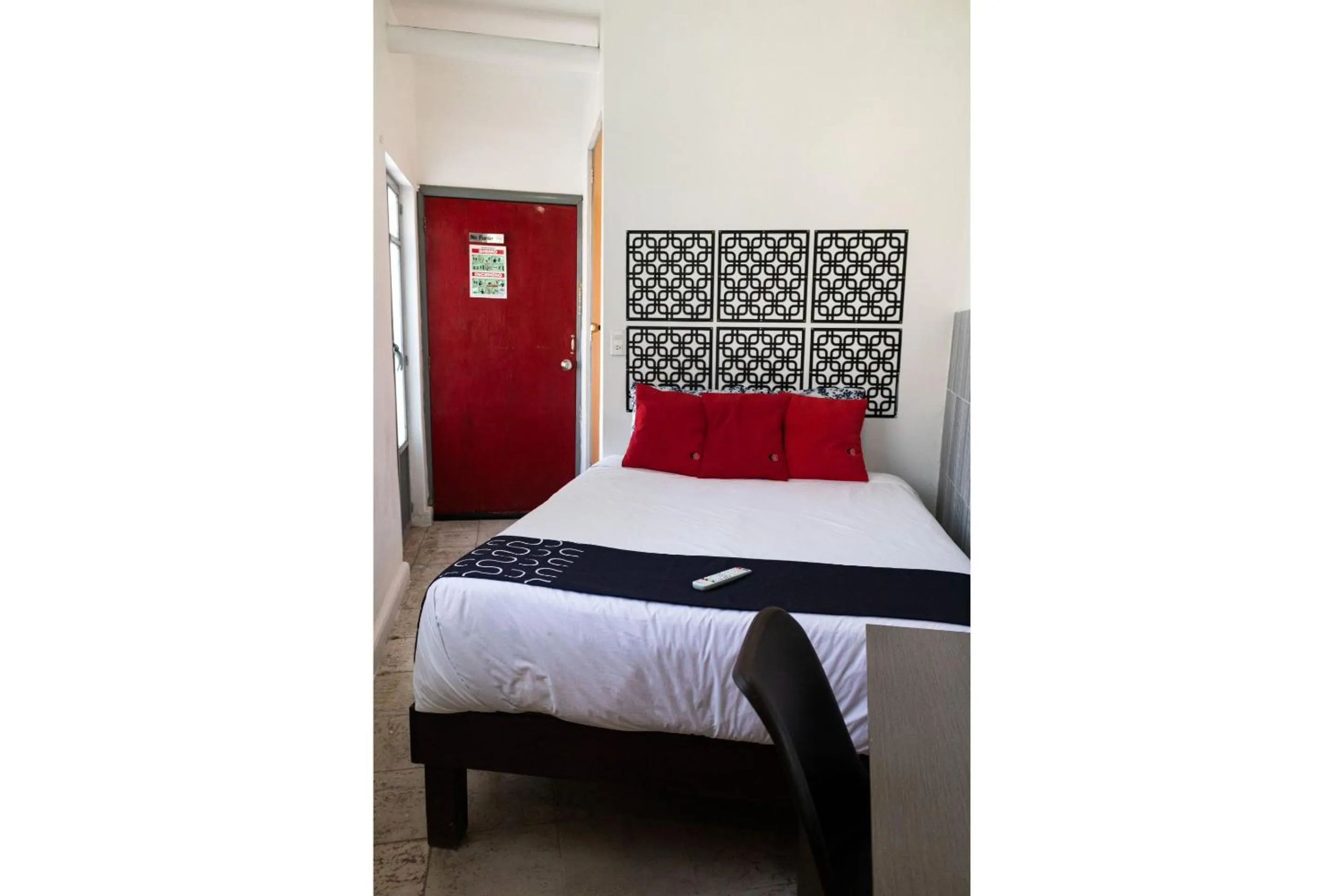 Bed in Hotel La Colección, Universidad de Guanajuato, Centro