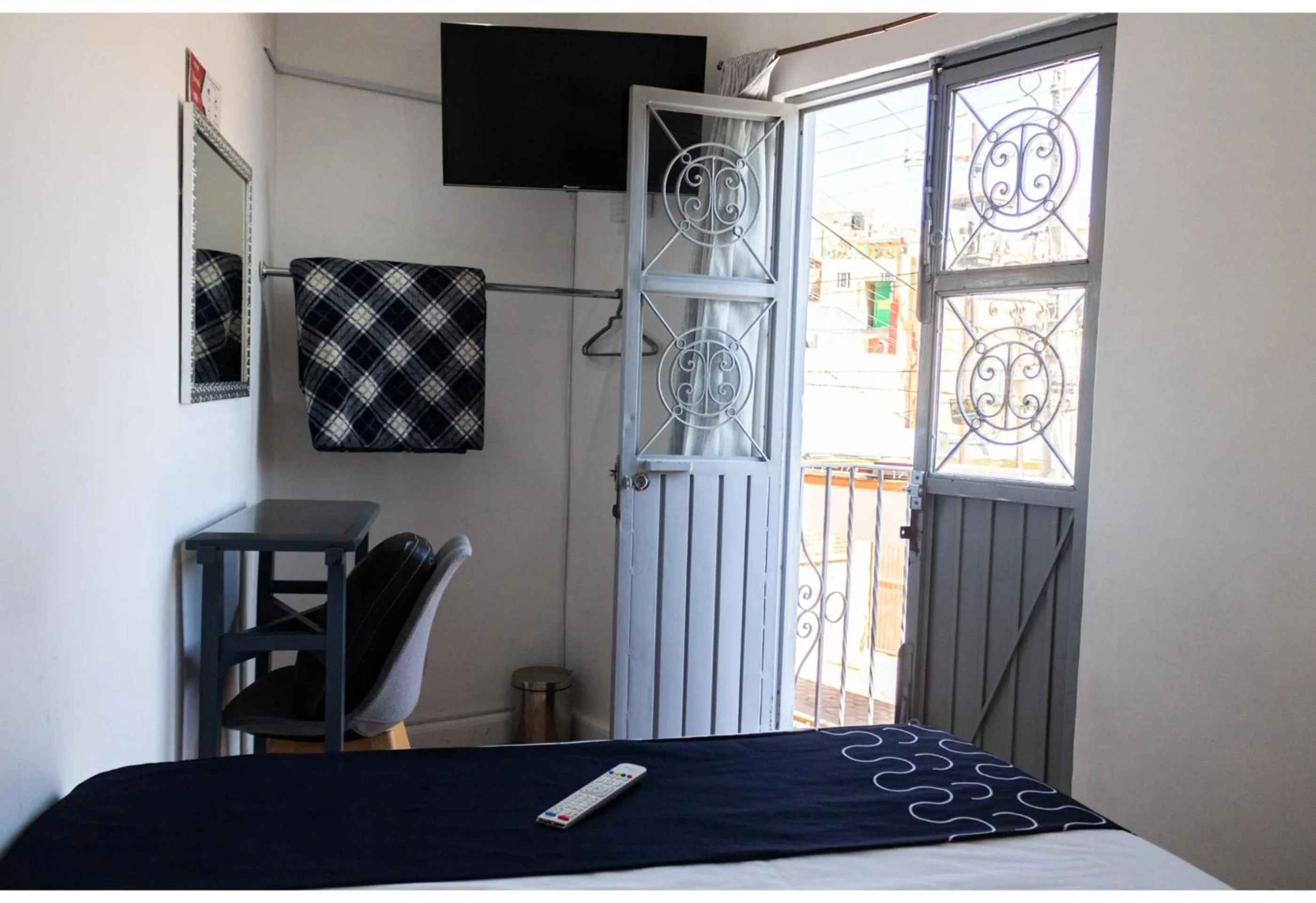 Bed in Hotel La Colección, Universidad de Guanajuato, Centro