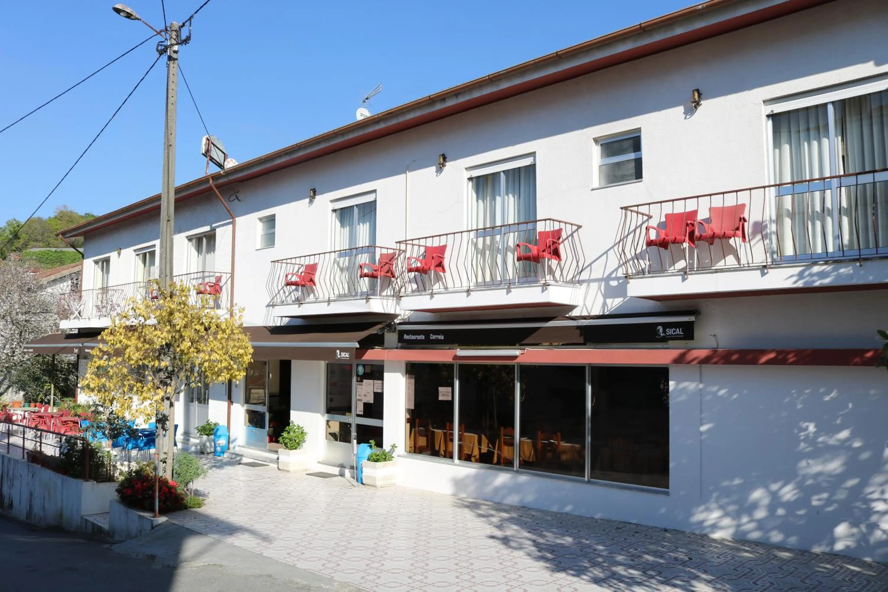 Property building in Alojamento Correia