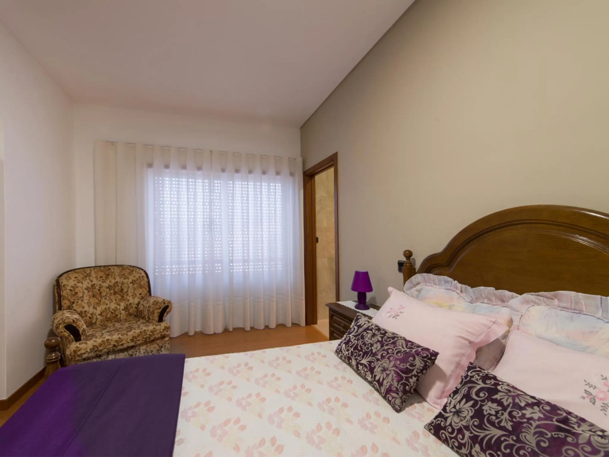 Photo of the whole room, Bed in Alojamento Correia