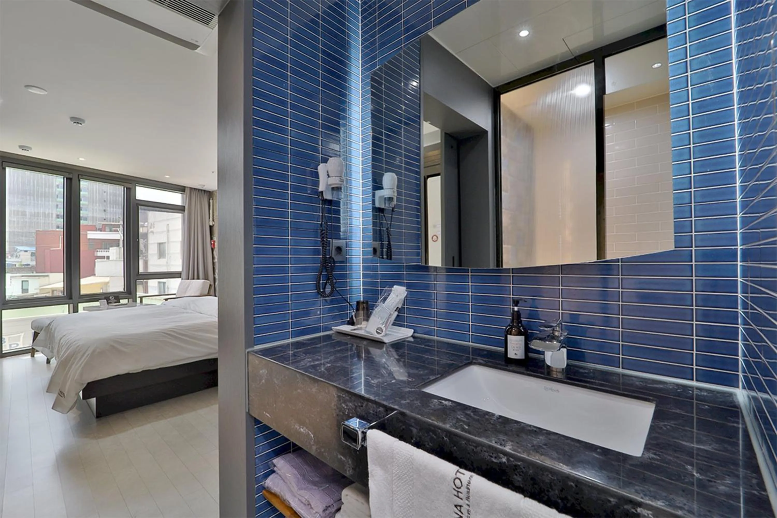 Photo of the whole room, Bed in HOTEL YUNA Business