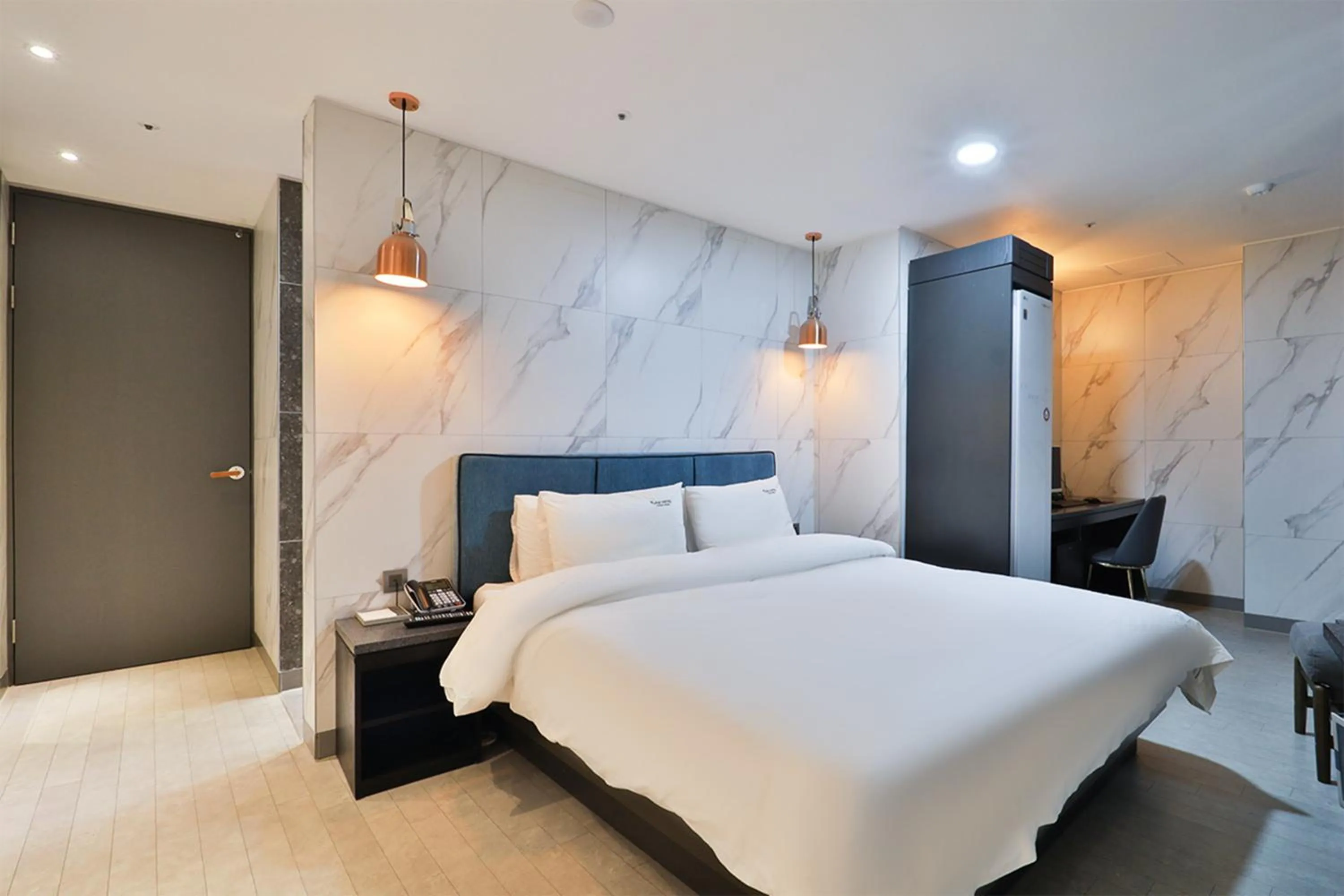 Bed in HOTEL YUNA Business