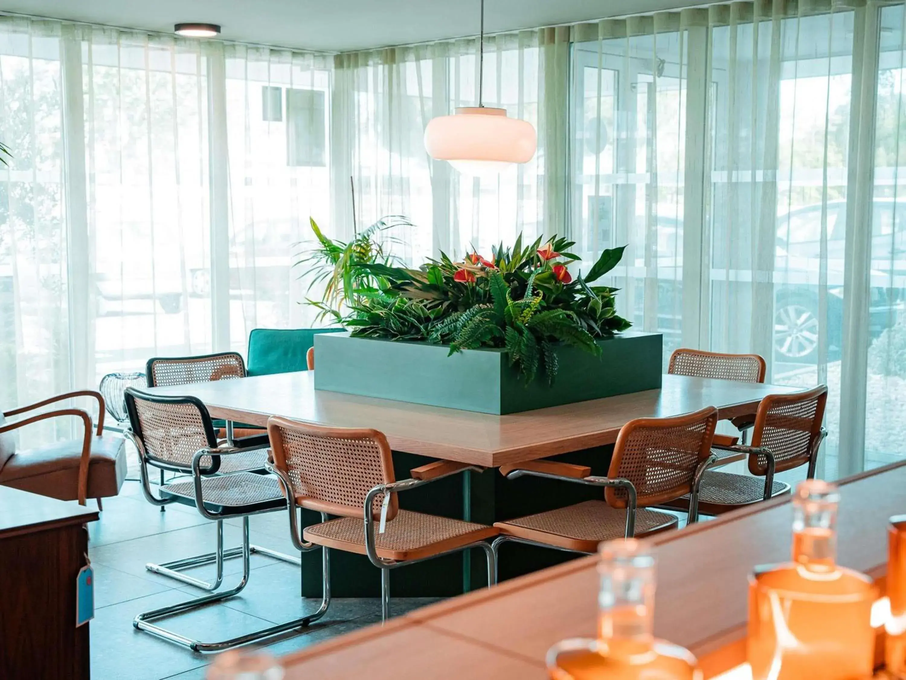 Property building in Greet hôtel Montpellier Aéroport Parc des Expos Property building in Greet hôtel Montpellier Aéroport Parc des Expos