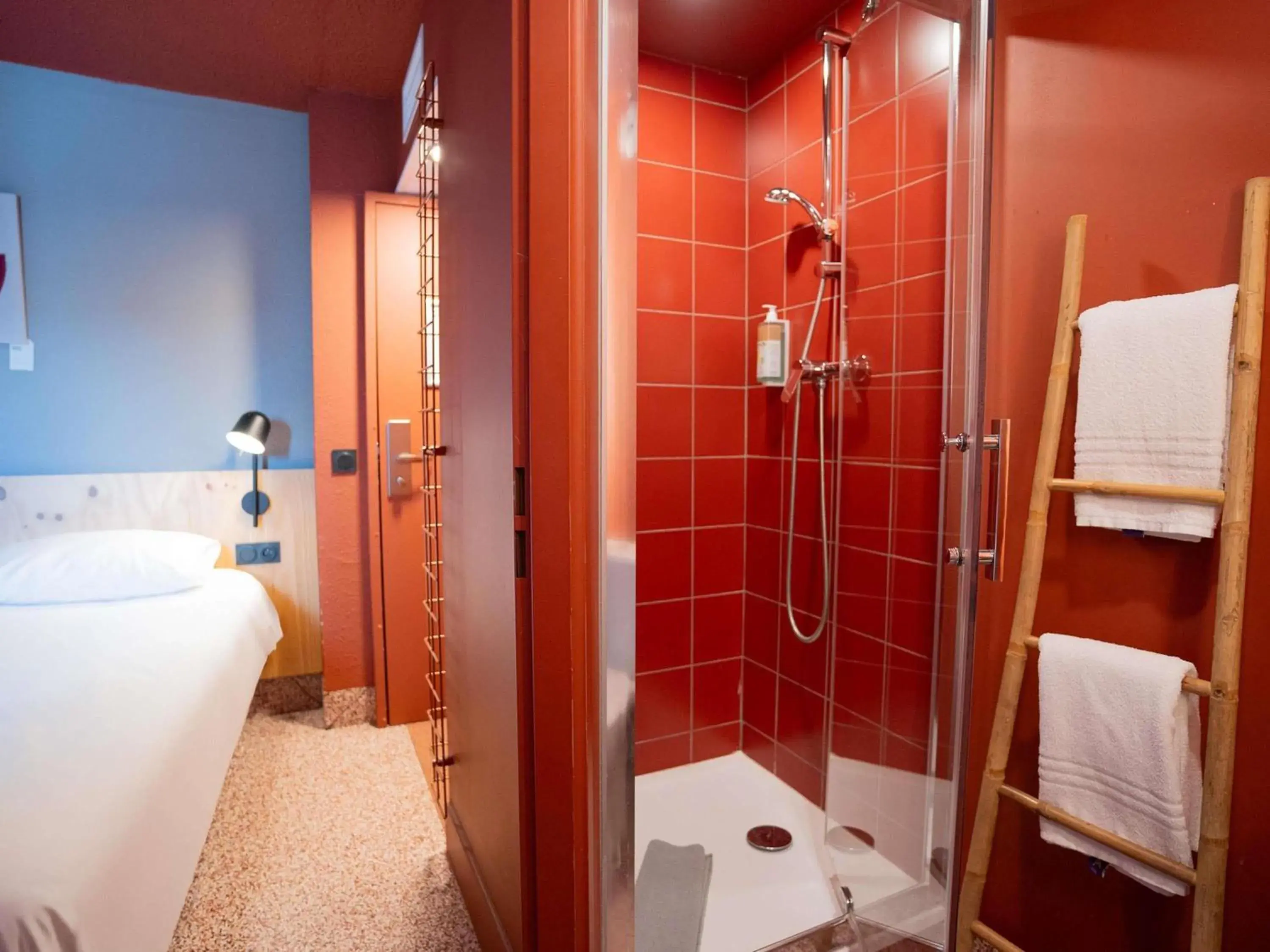 Bedroom in Greet hôtel Montpellier Aéroport Parc des Expos Bedroom in Greet hôtel Montpellier Aéroport Parc des Expos