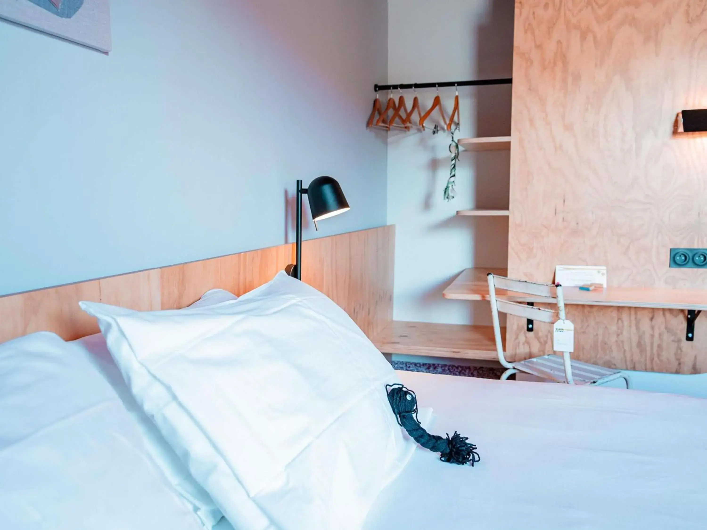 Bedroom, Bed in Greet hôtel Montpellier Aéroport Parc des Expos Bedroom, Bed in Greet hôtel Montpellier Aéroport Parc des Expos