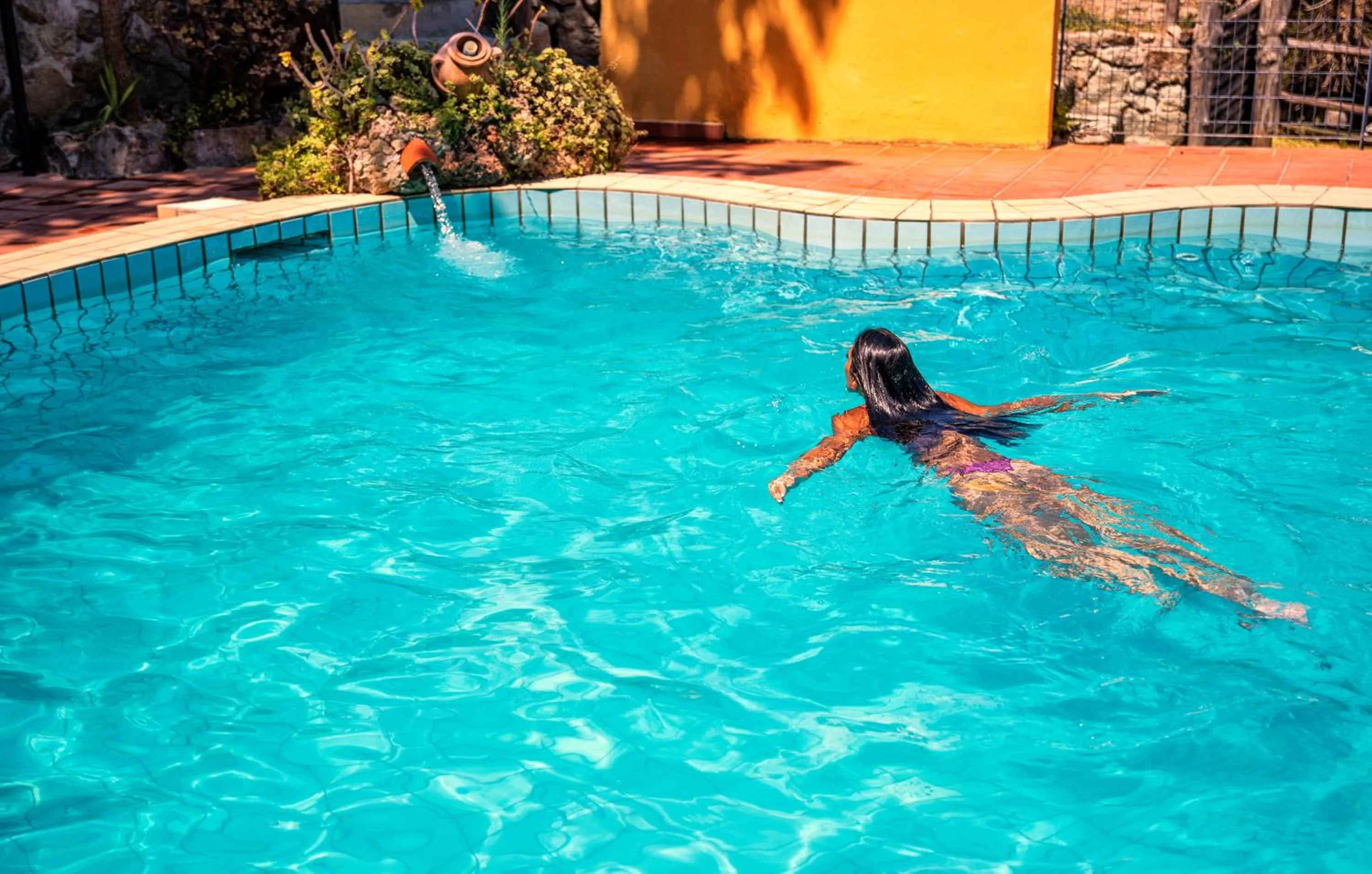 Swimming pool in Bristol Hotel