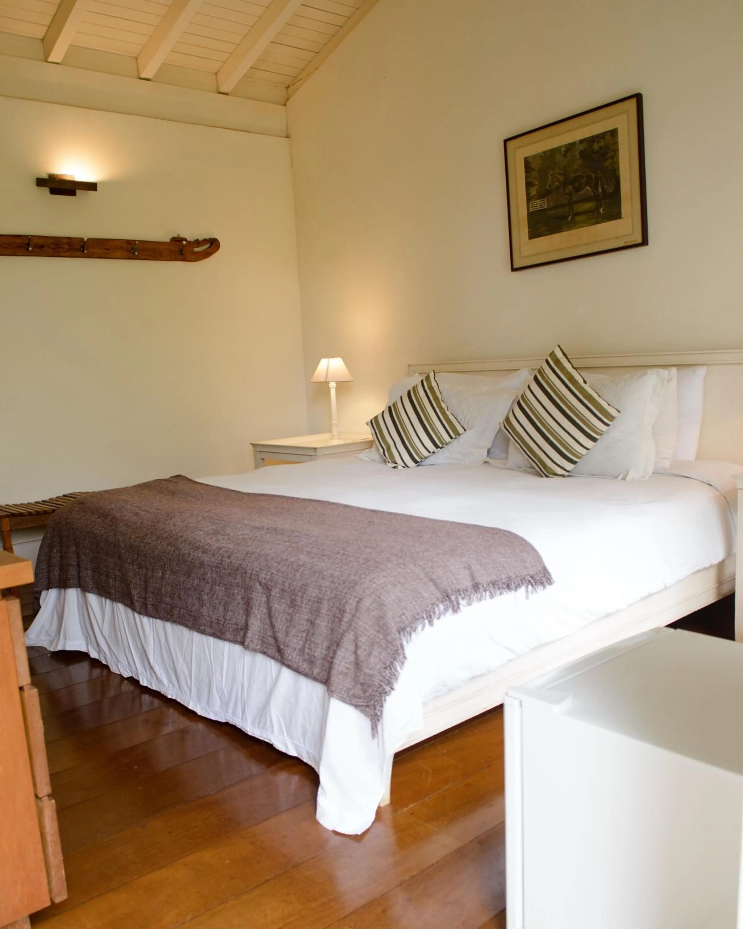 Photo of the whole room, Bed in Pousada Boutique Itaipava
