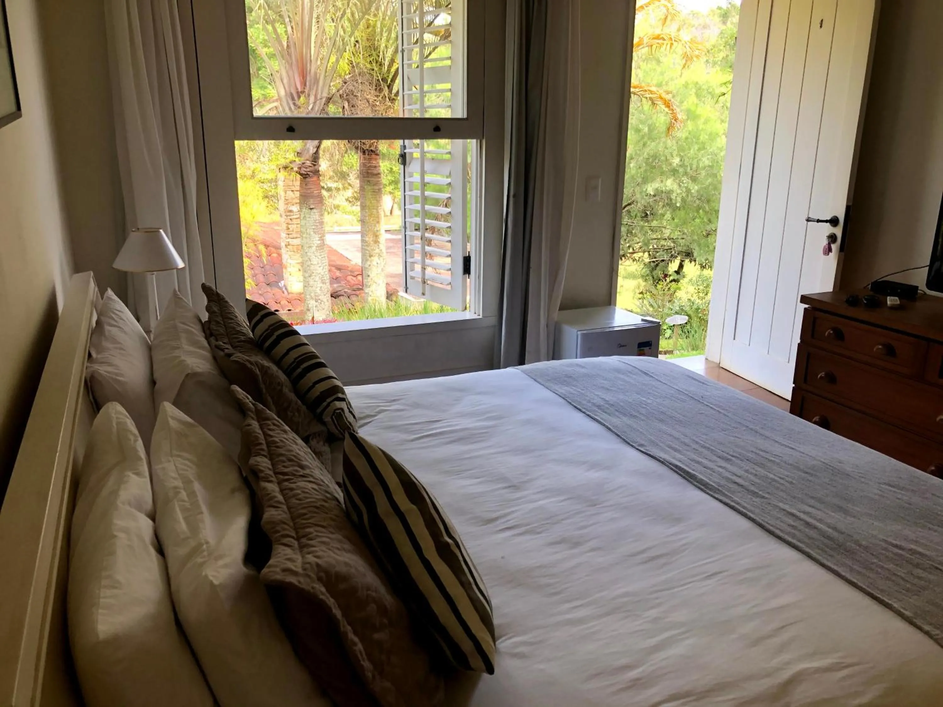 Photo of the whole room, Bed in Pousada Boutique Itaipava