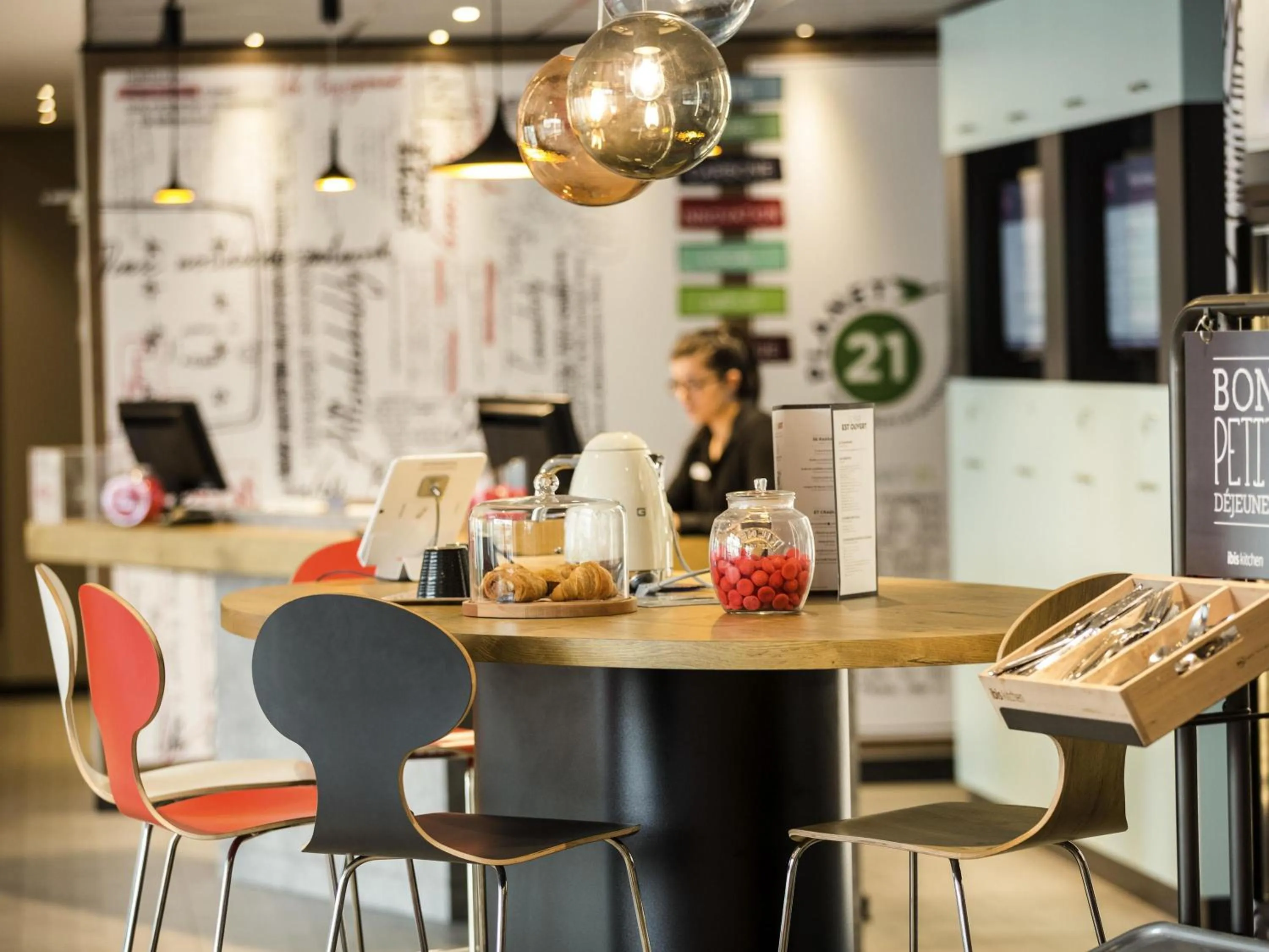 Lounge or bar in Hotel ibis Rennes Centre Gare Sud