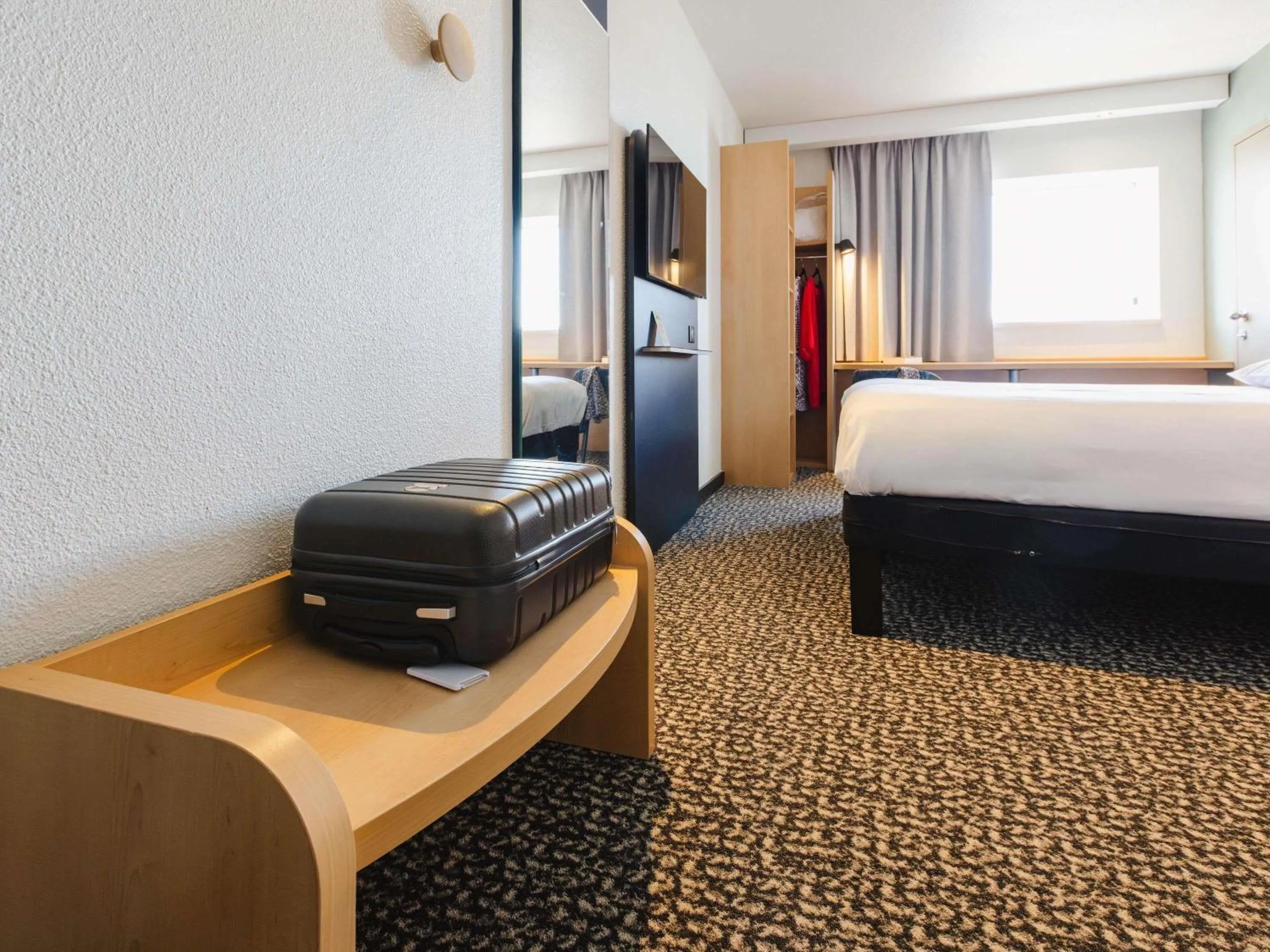 Bedroom, Bed in Hotel ibis Rennes Centre Gare Sud