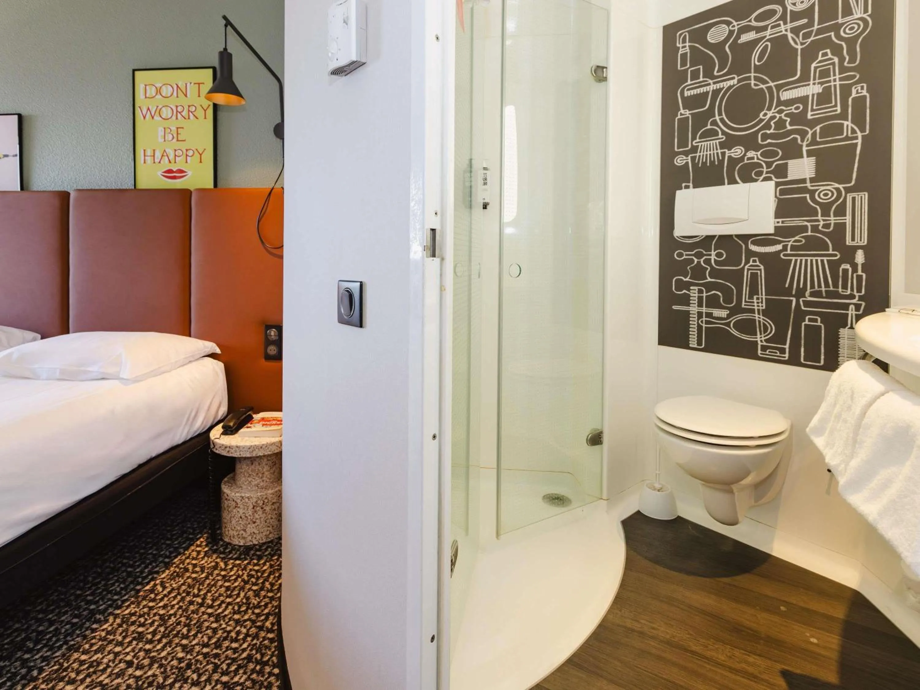 Bedroom, Bed in Hotel ibis Rennes Centre Gare Sud