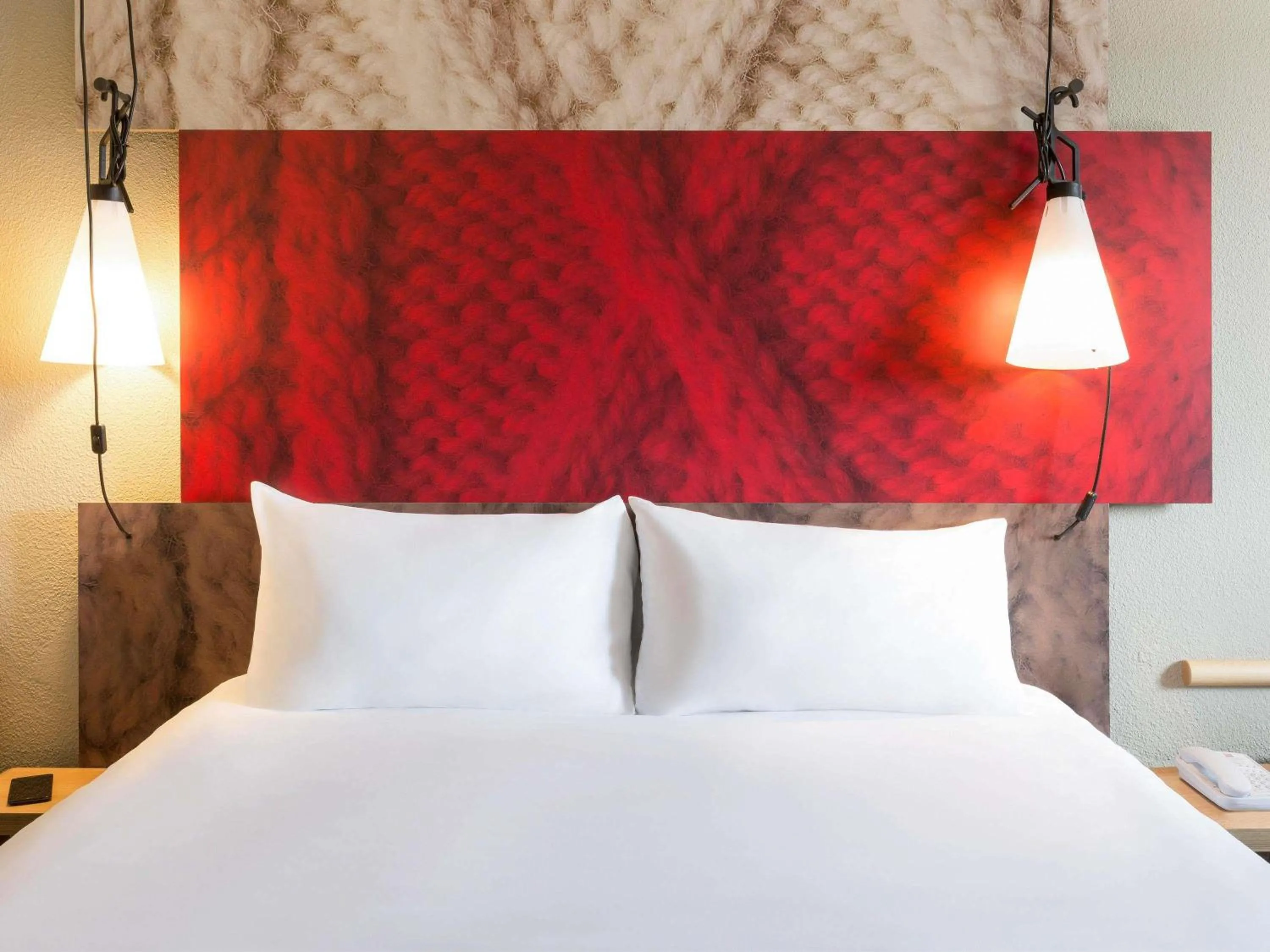 Bedroom, Bed in Hotel ibis Rennes Centre Gare Sud