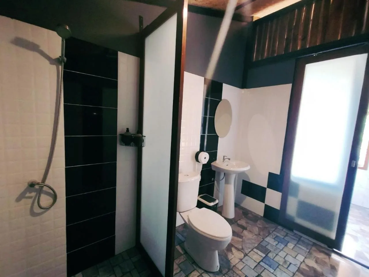 Bathroom in Kohmook Nurse House