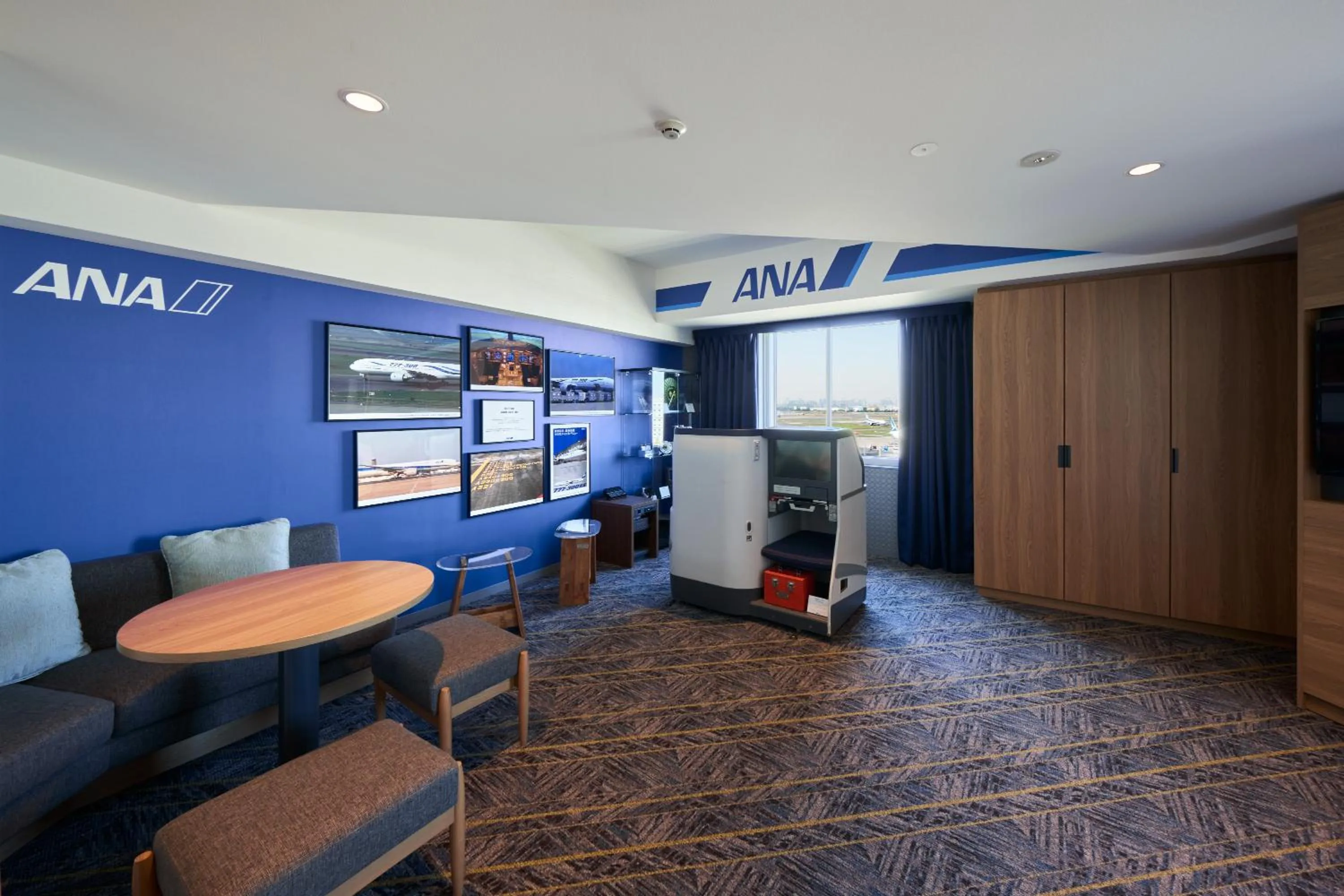 Photo of the whole room in Villa Fontaine Grand Haneda Airport