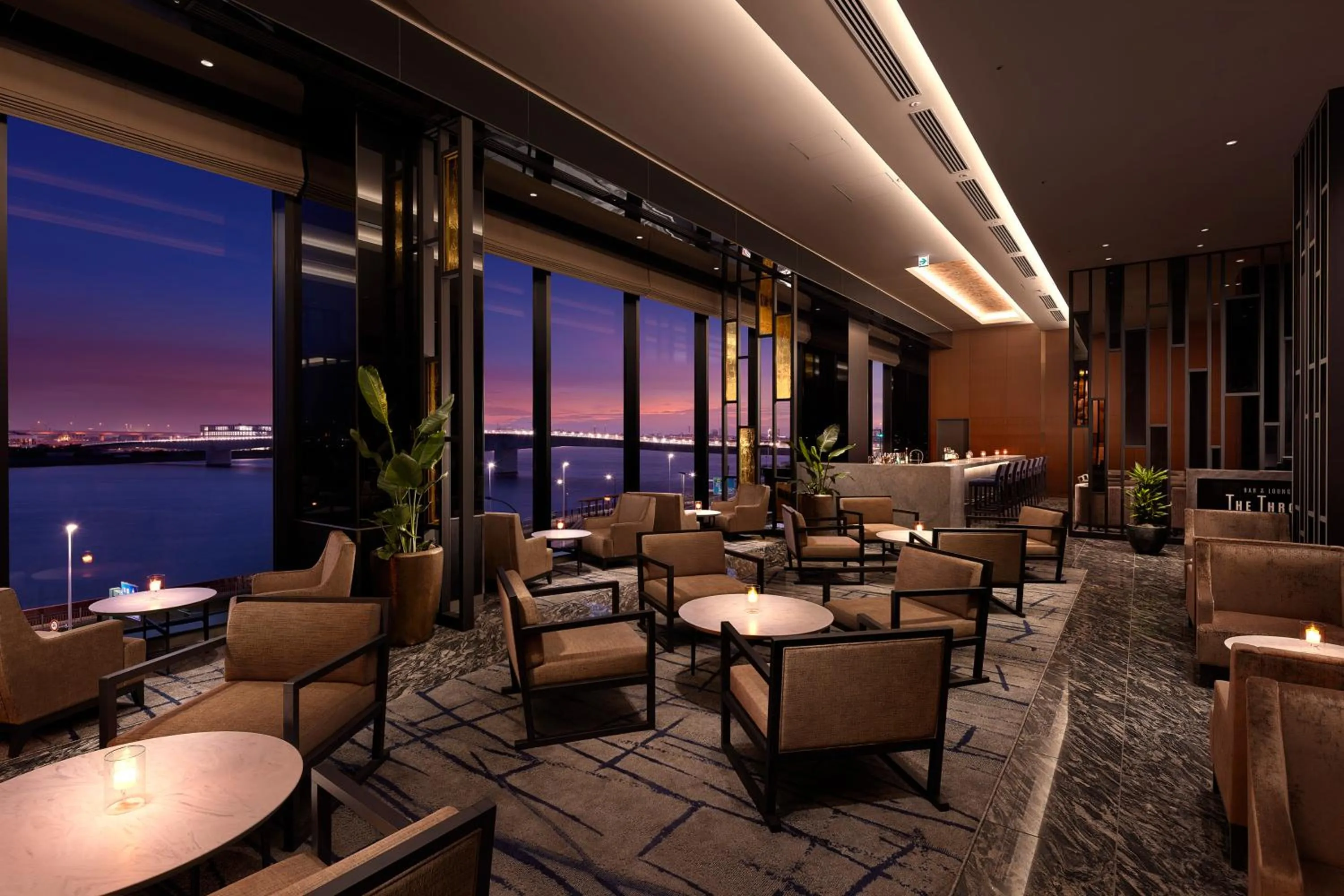 Night in Villa Fontaine Grand Haneda Airport