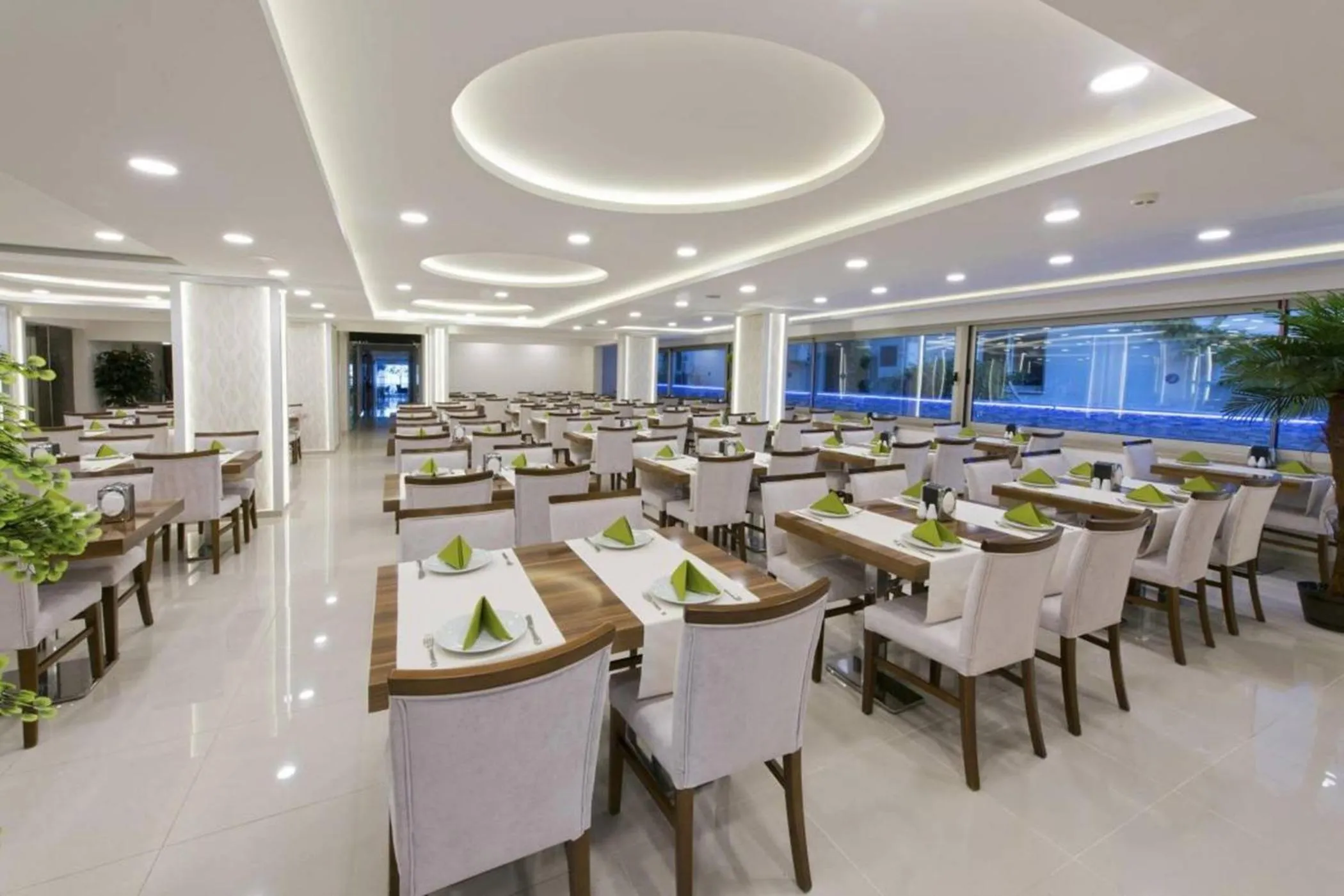 Restaurant/places to eat in Kleopatra Life Hotel