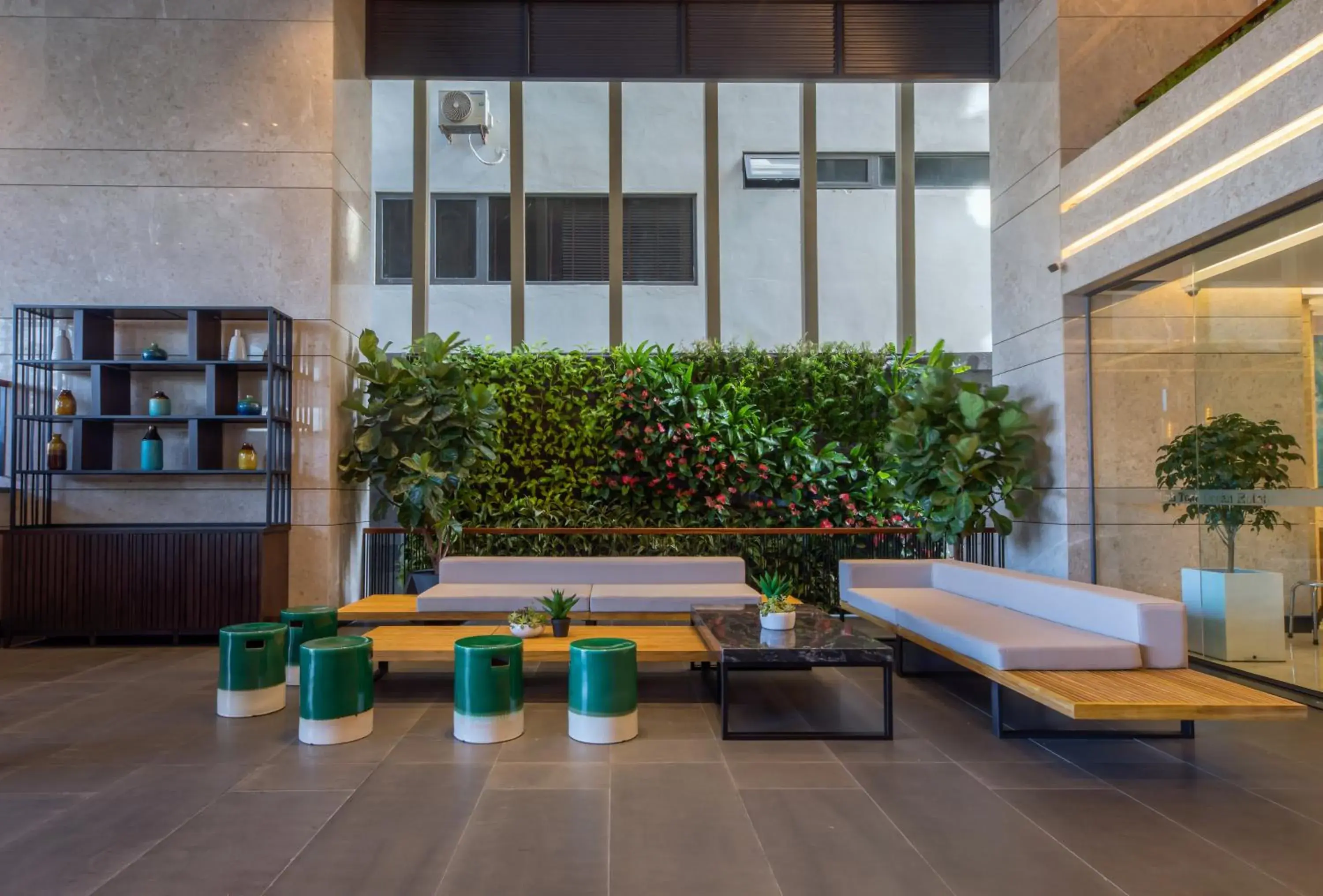 Property building in Minh Toan SAFI Ocean Hotel Property building in Minh Toan SAFI Ocean Hotel