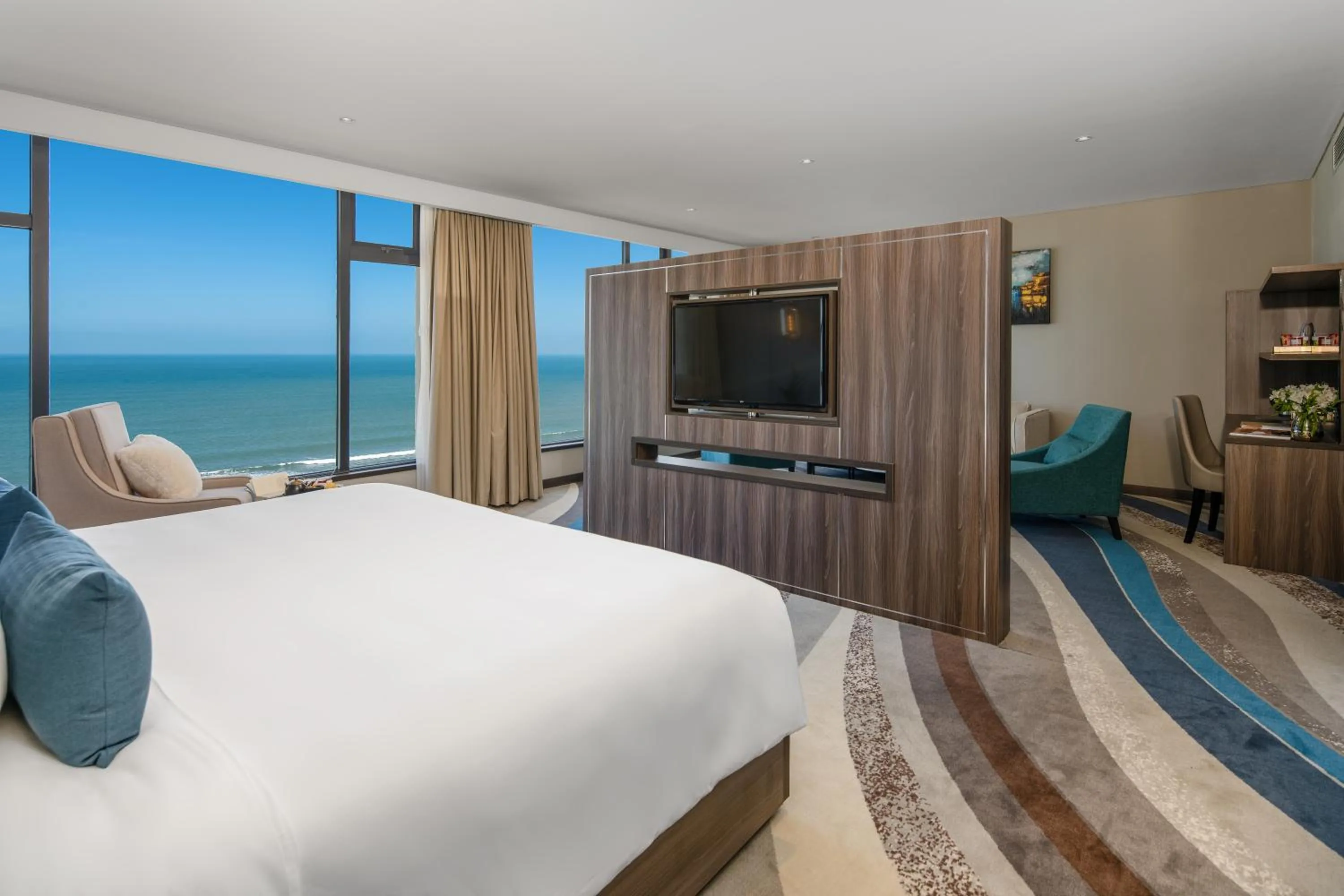 TV and multimedia, Bed in Minh Toan SAFI Ocean Hotel