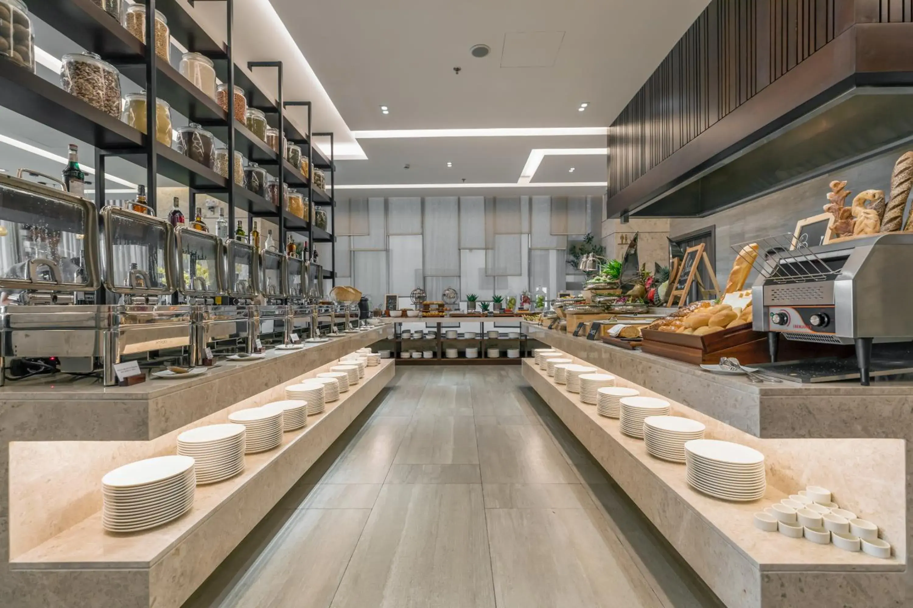 Restaurant/places to eat in Minh Toan SAFI Ocean Hotel Restaurant/places to eat in Minh Toan SAFI Ocean Hotel