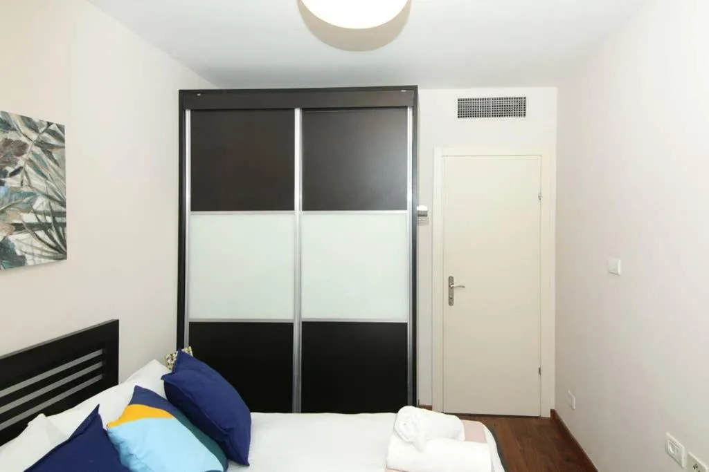 Bed in 107 - King David Residence - Jerusalem-Rent