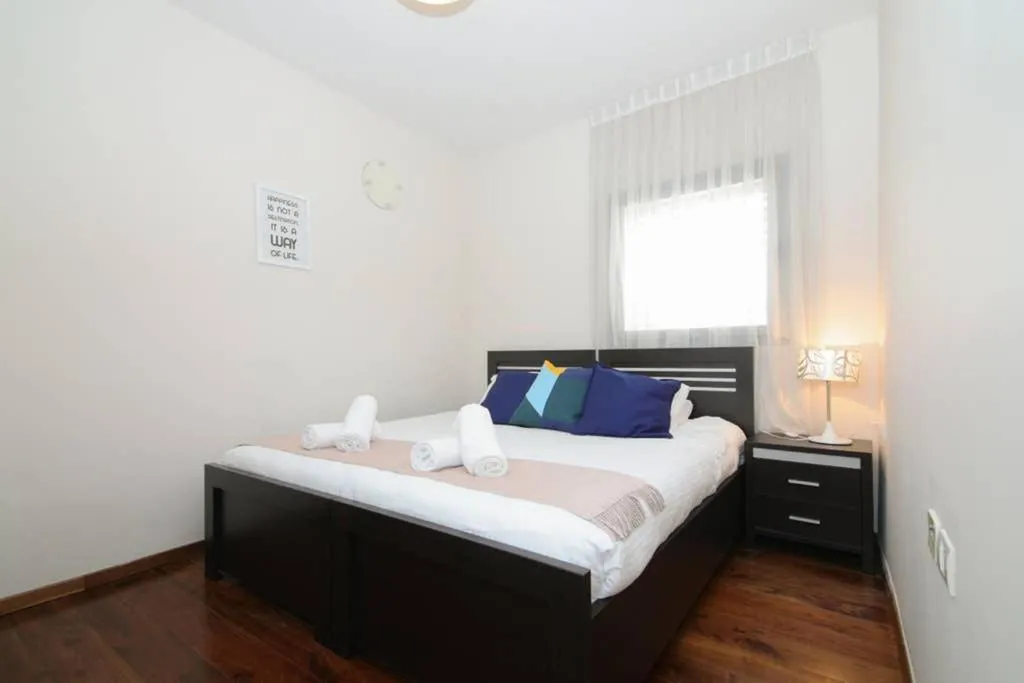 Bed in 107 - King David Residence - Jerusalem-Rent
