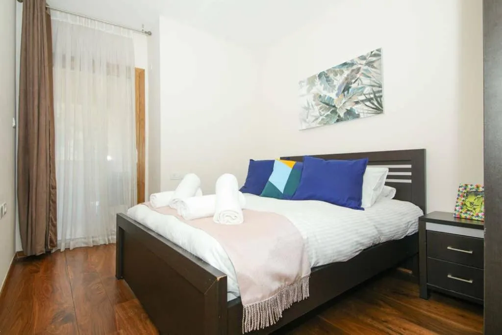 Bed in 107 - King David Residence - Jerusalem-Rent