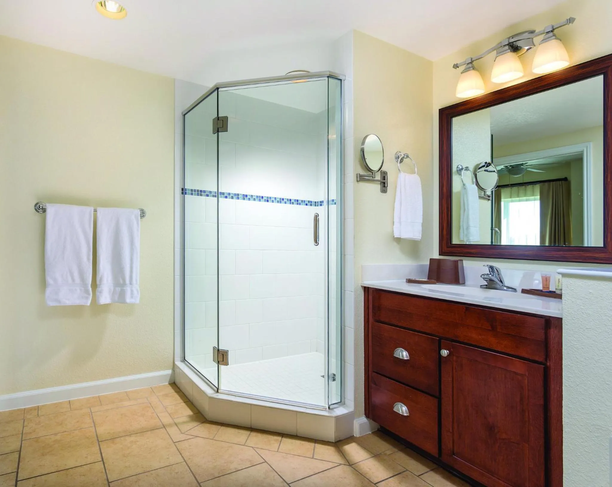 Bathroom in Club Wyndham Oceanside Pier Resort