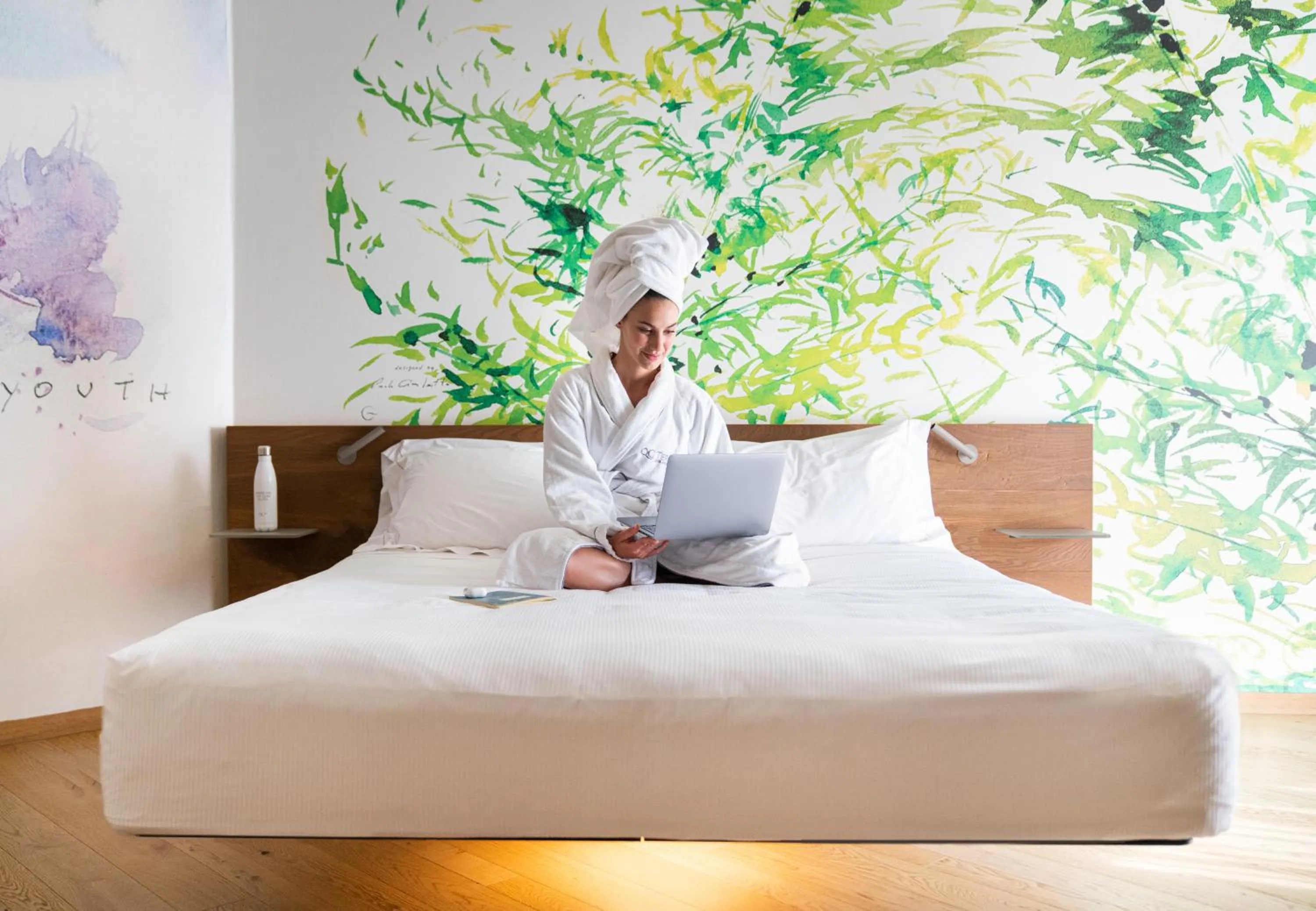 People, Bed in QC Room San Pellegrino