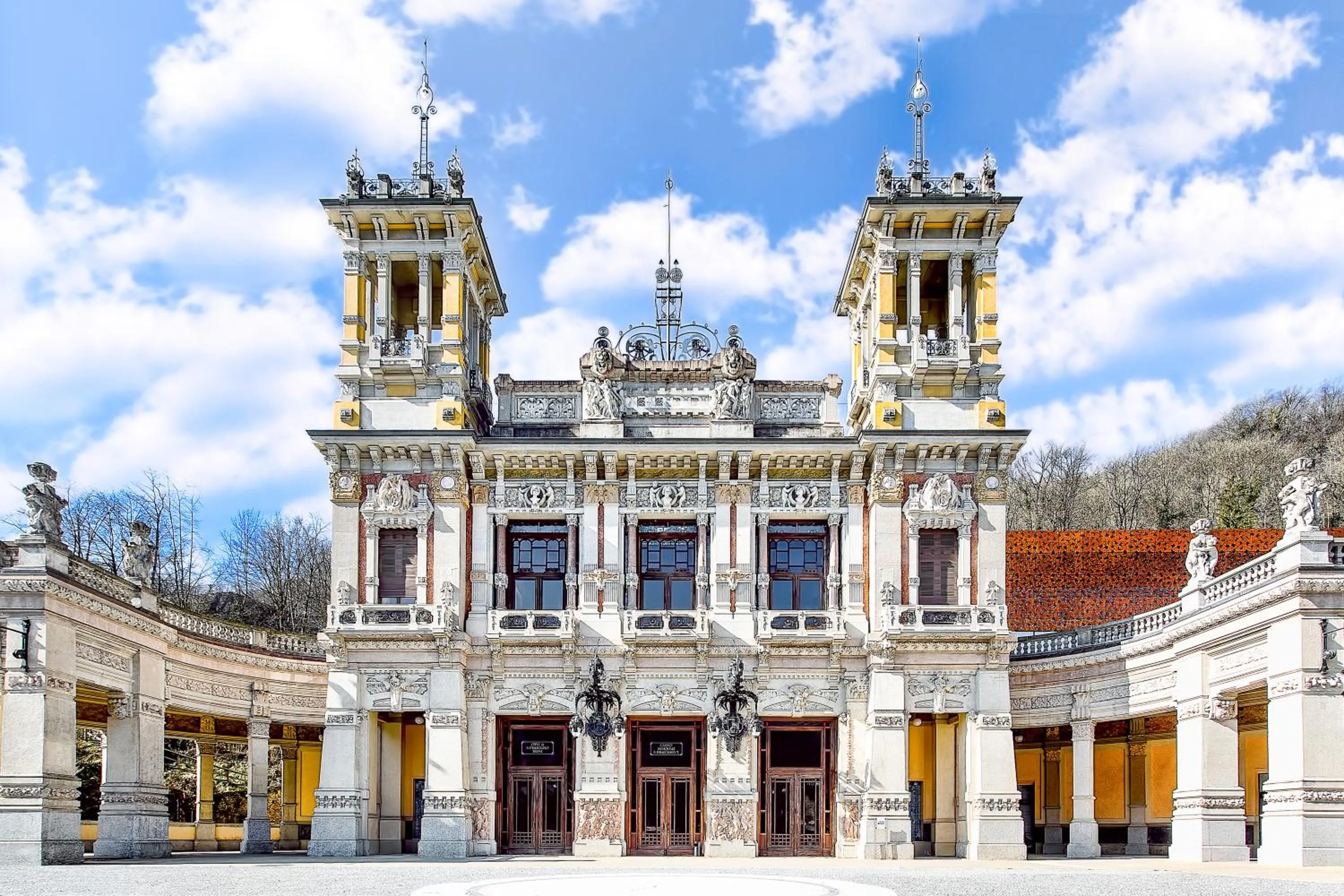 Nearby landmark in QC Room San Pellegrino