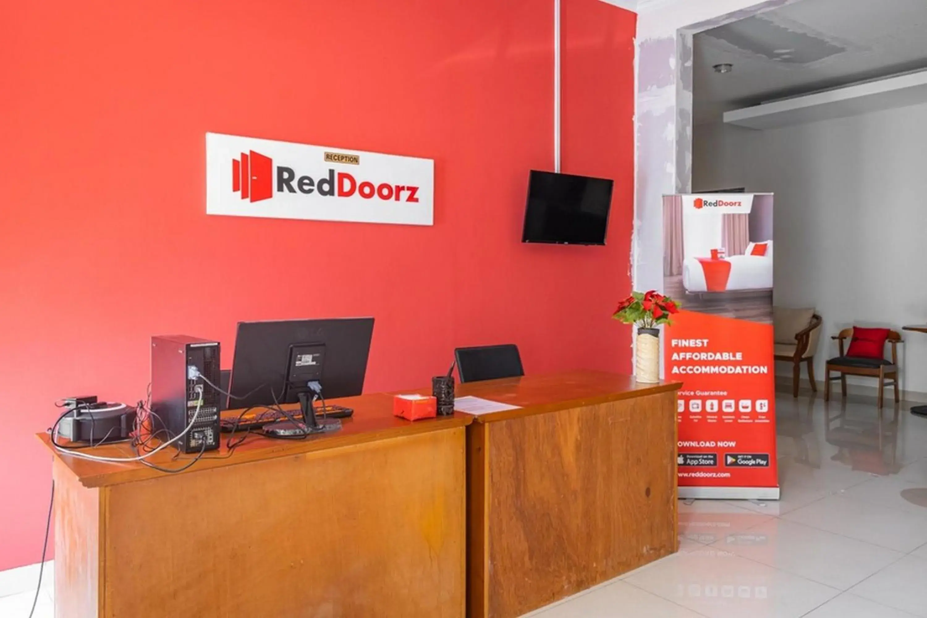 Lobby or reception in RedDoorz near Siloam Karawaci 3 Lobby or reception in RedDoorz near Siloam Karawaci 3