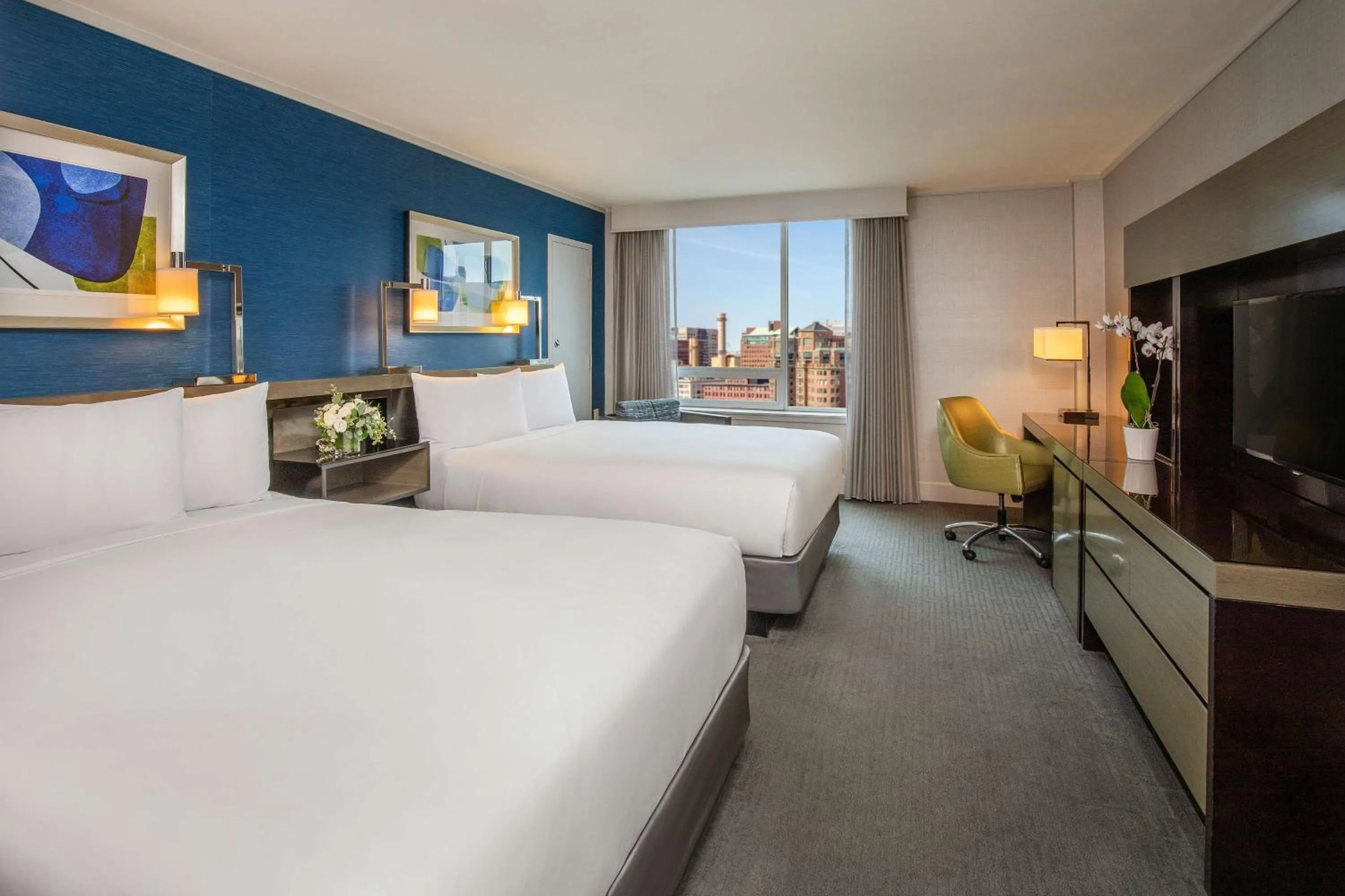 Bedroom, Bed in The Royal Sonesta Boston