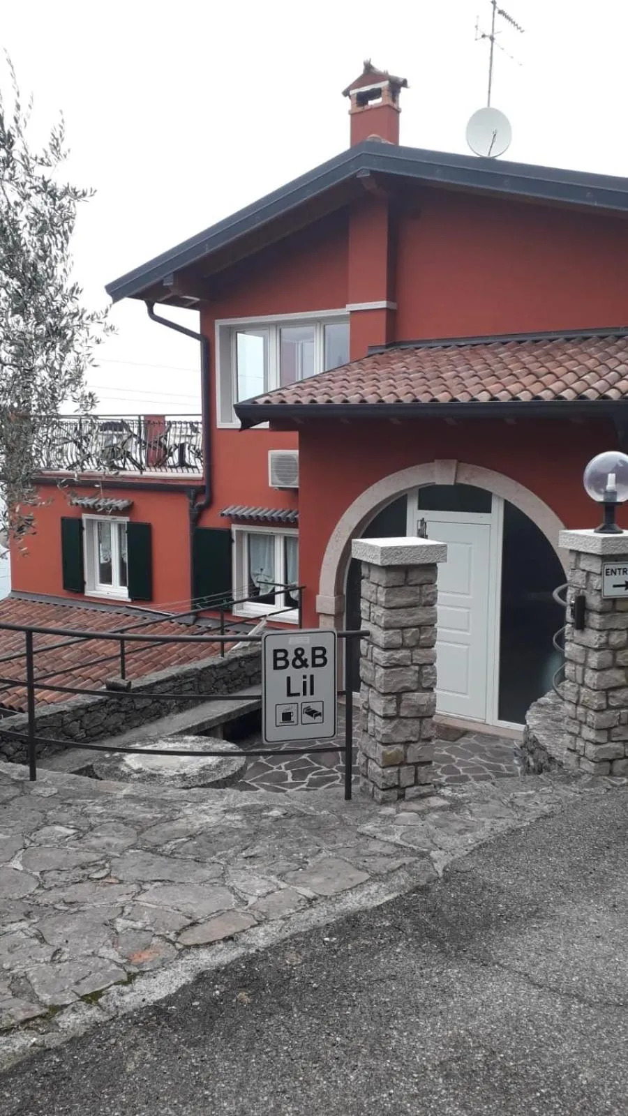 B&B Lil