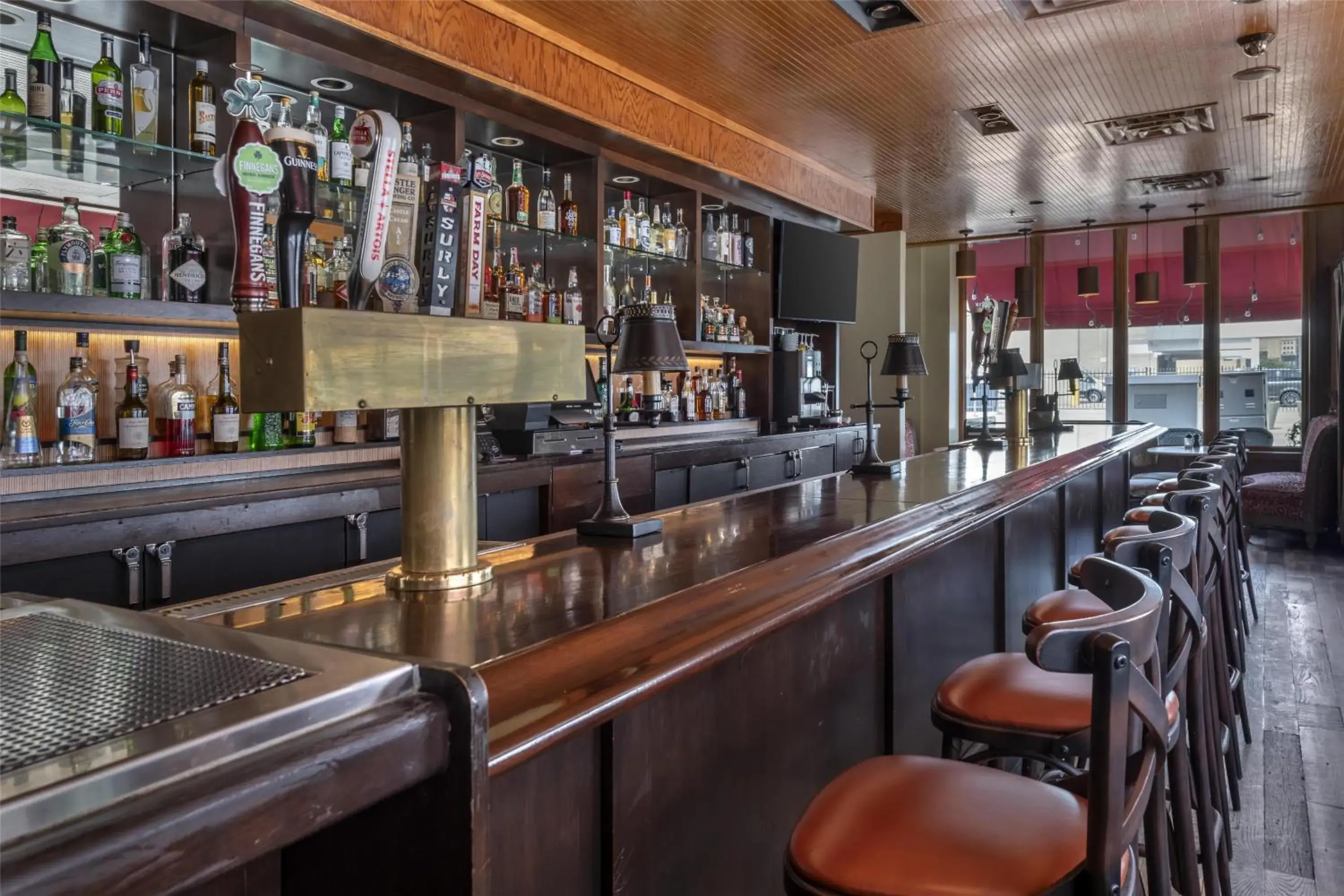 Lounge or bar in Best Western Plus The Normandy Inn & Suites Lounge or bar in Best Western Plus The Normandy Inn & Suites