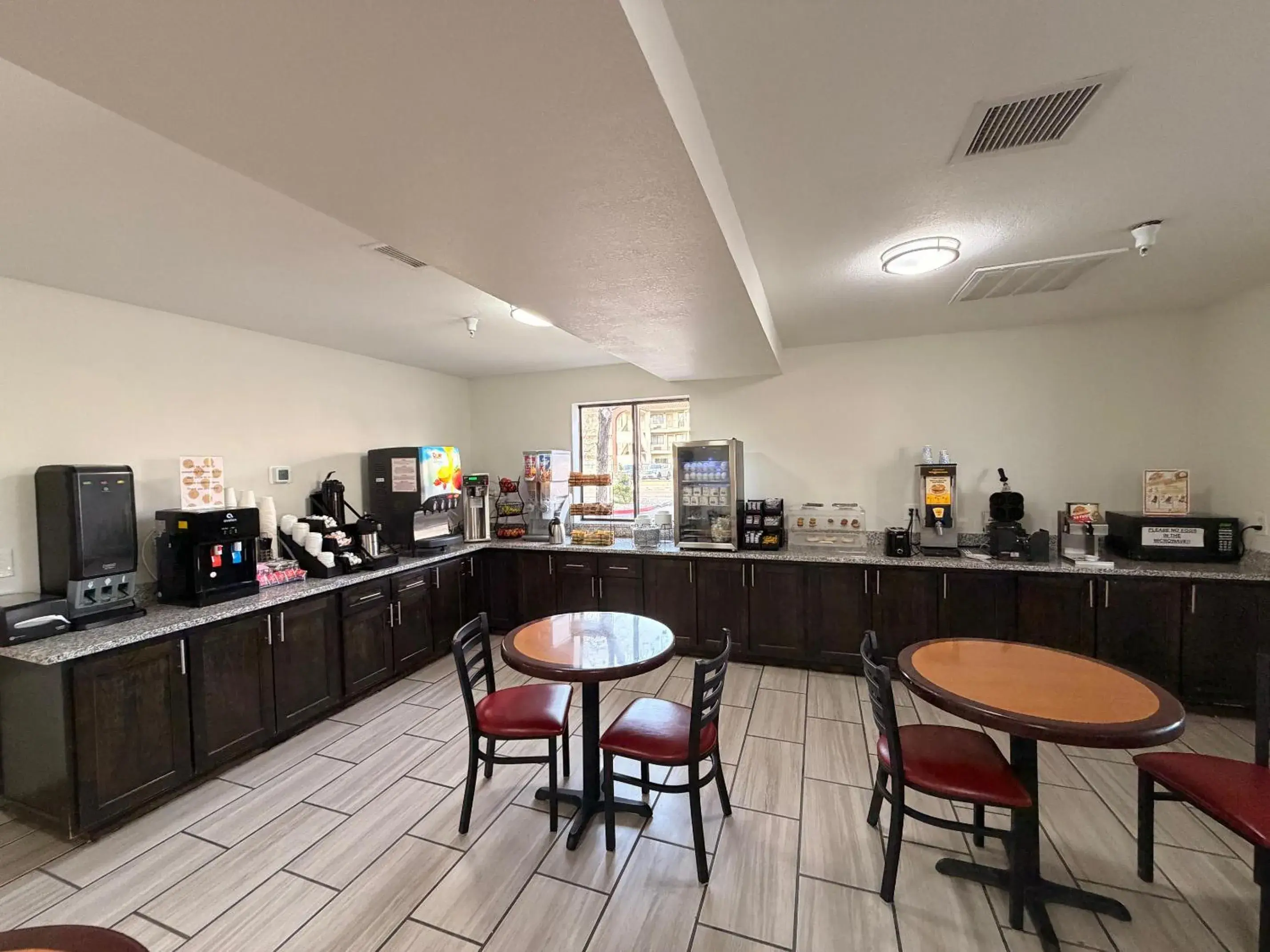 Albuquerque Hotel West by IHG Albuquerque Hotel West by IHG