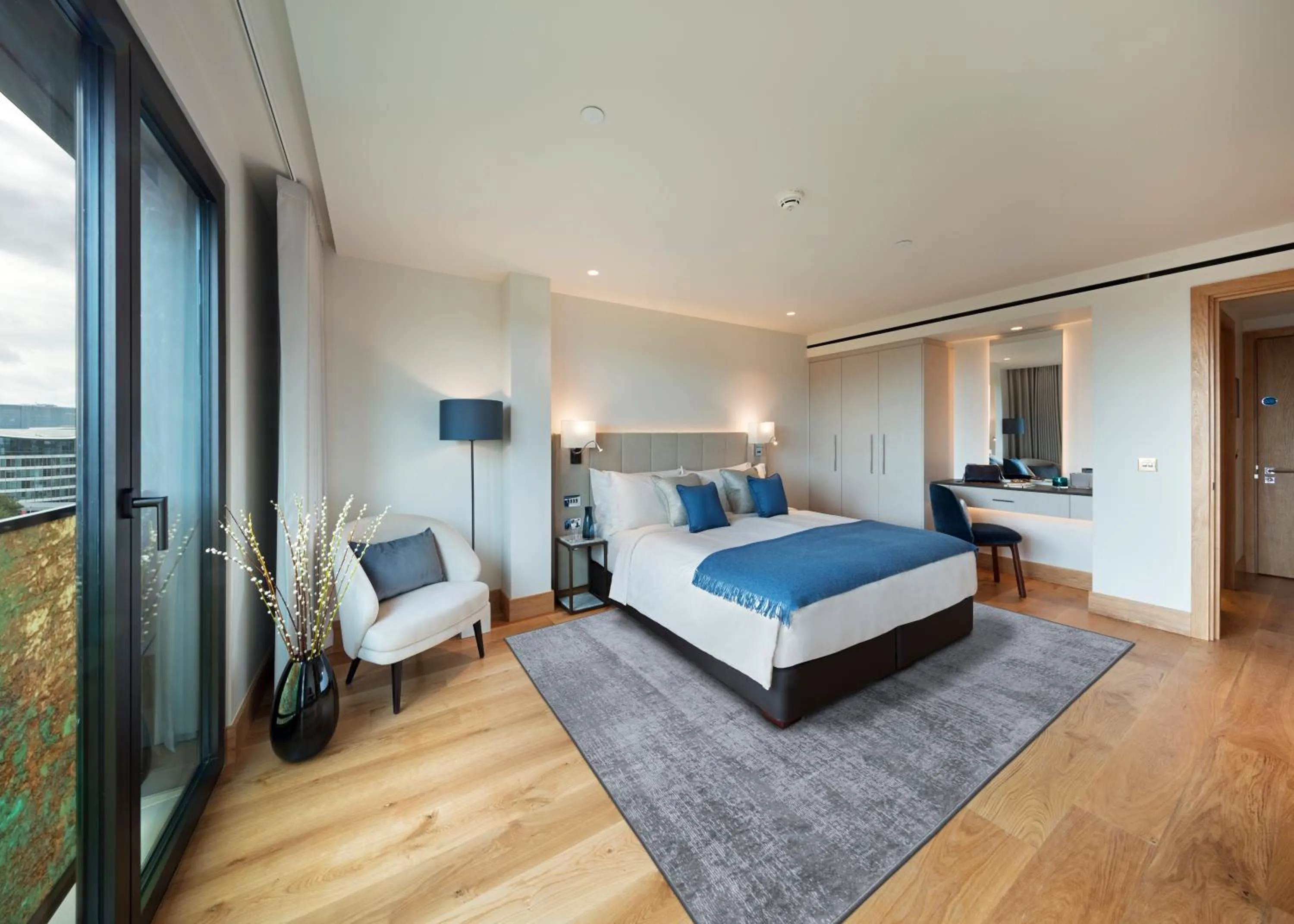 Bedroom, Bed in Tower Suites by Blue Orchid