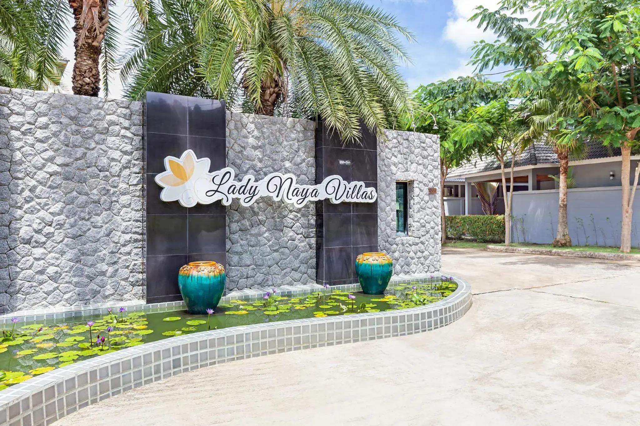 Facade/entrance in Lady Naya Villas - SHA Extra Plus Facade/entrance in Lady Naya Villas - SHA Extra Plus