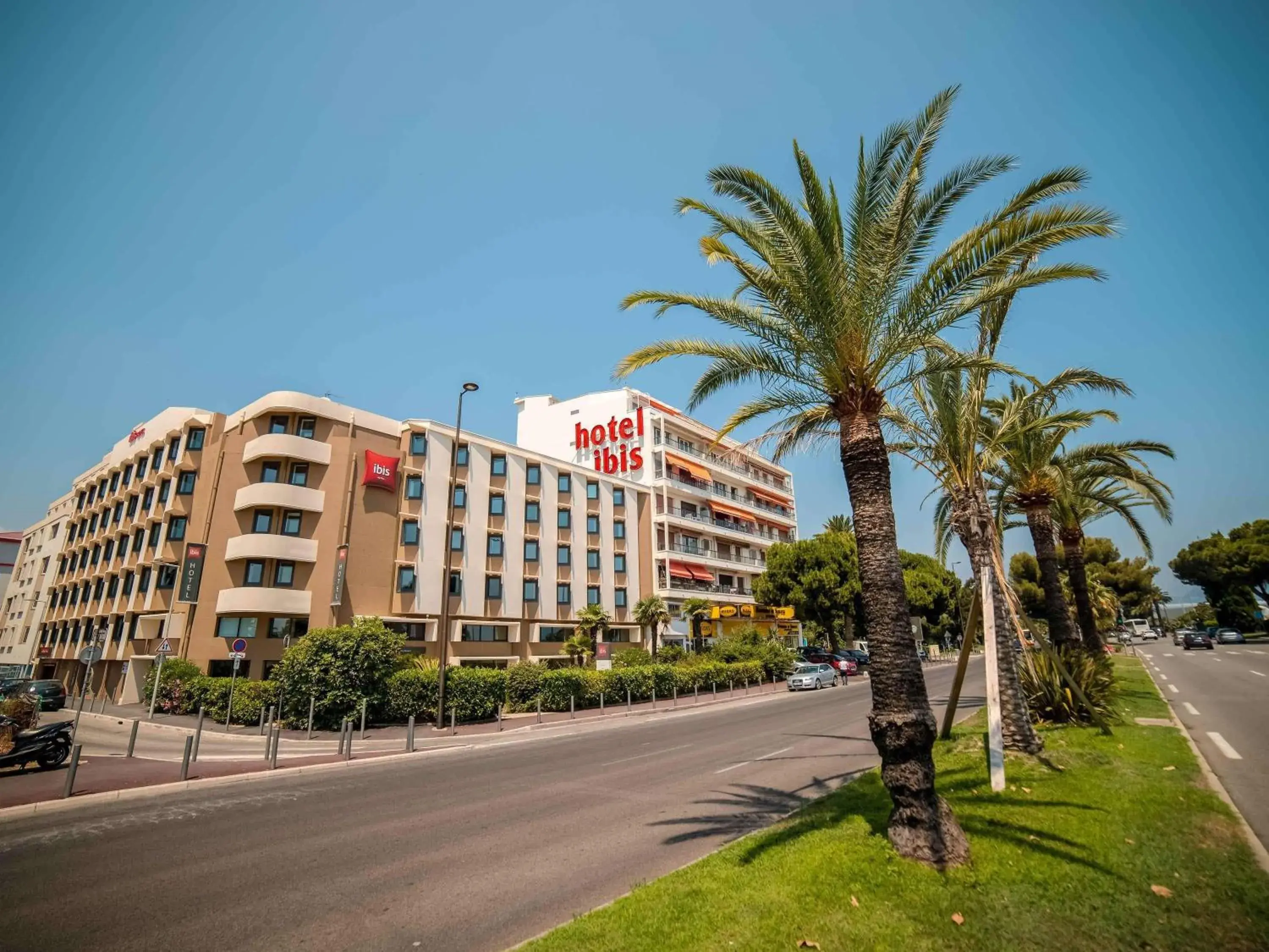 Property building in ibis Nice Aéroport Promenade des Anglais Property building in ibis Nice Aéroport Promenade des Anglais