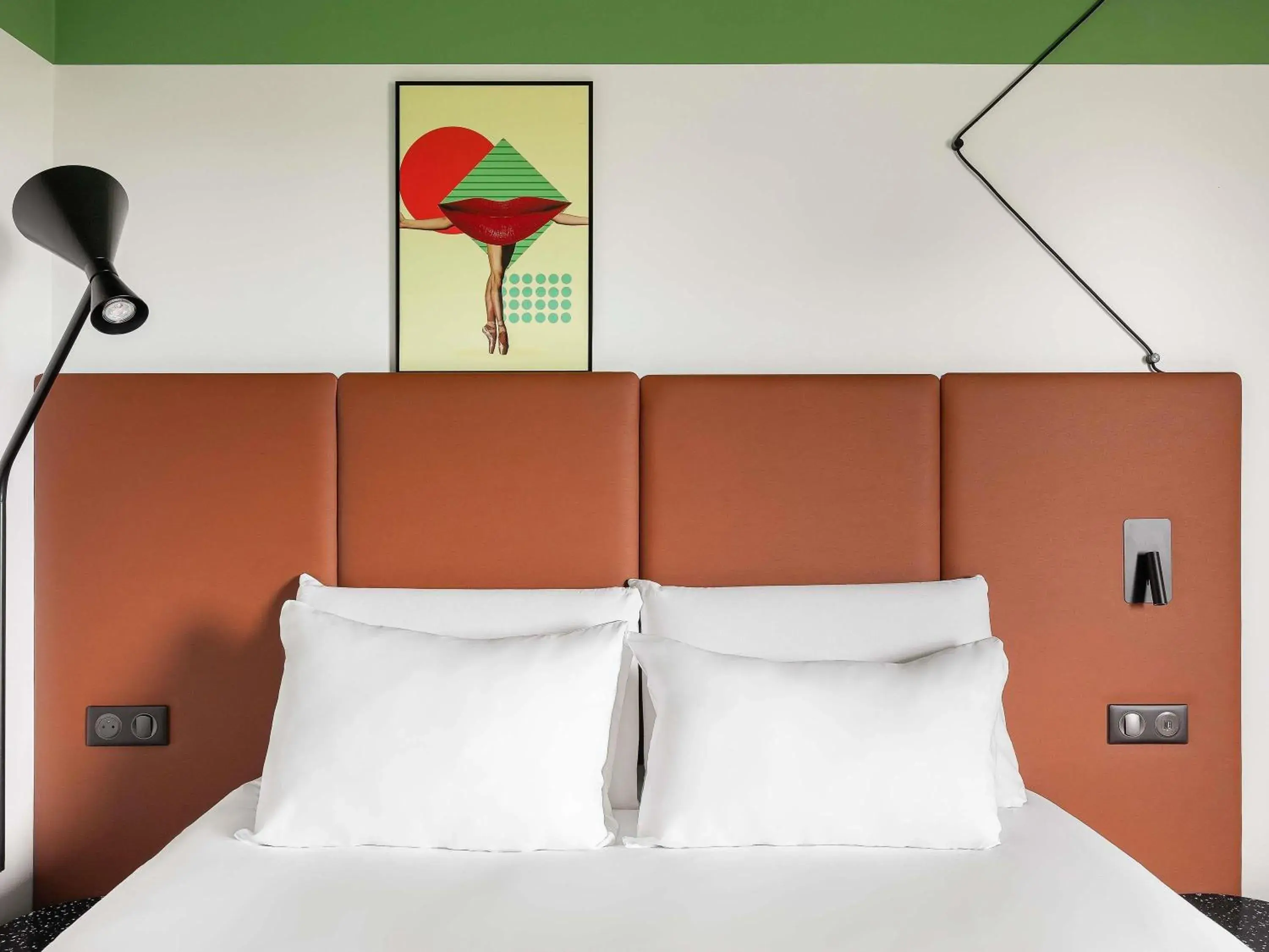 Bedroom, Bed in ibis Nice Aéroport Promenade des Anglais Bedroom, Bed in ibis Nice Aéroport Promenade des Anglais