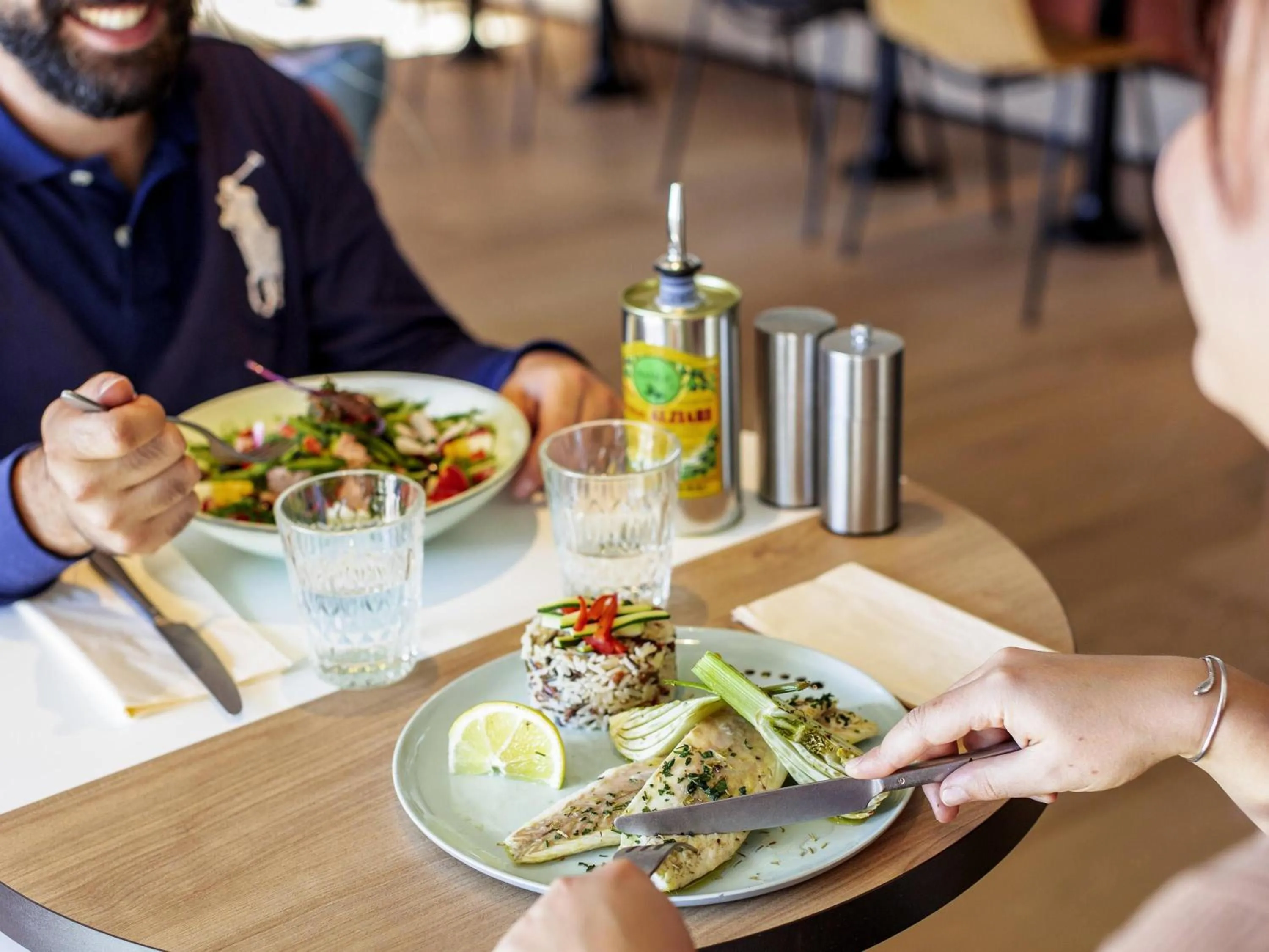 Restaurant/places to eat in ibis Nice Aéroport Promenade des Anglais