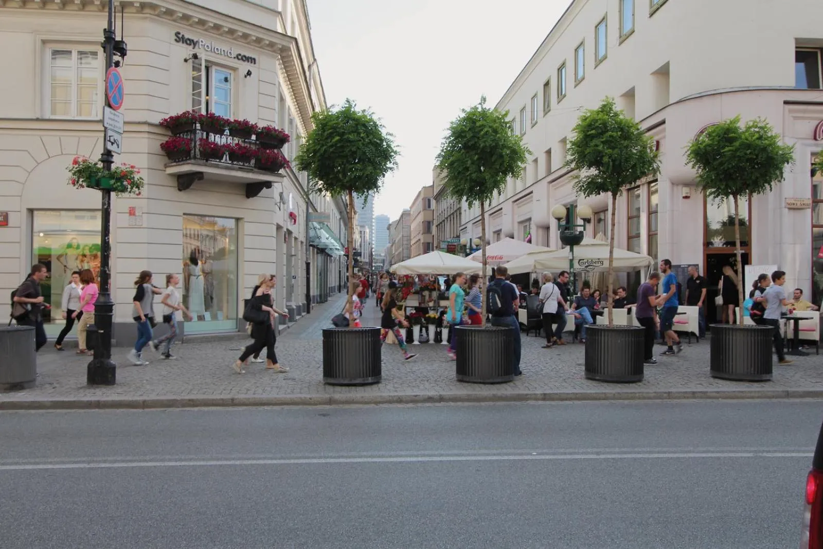 Neighbourhood in Chmielna 5 Rooms & Apartments