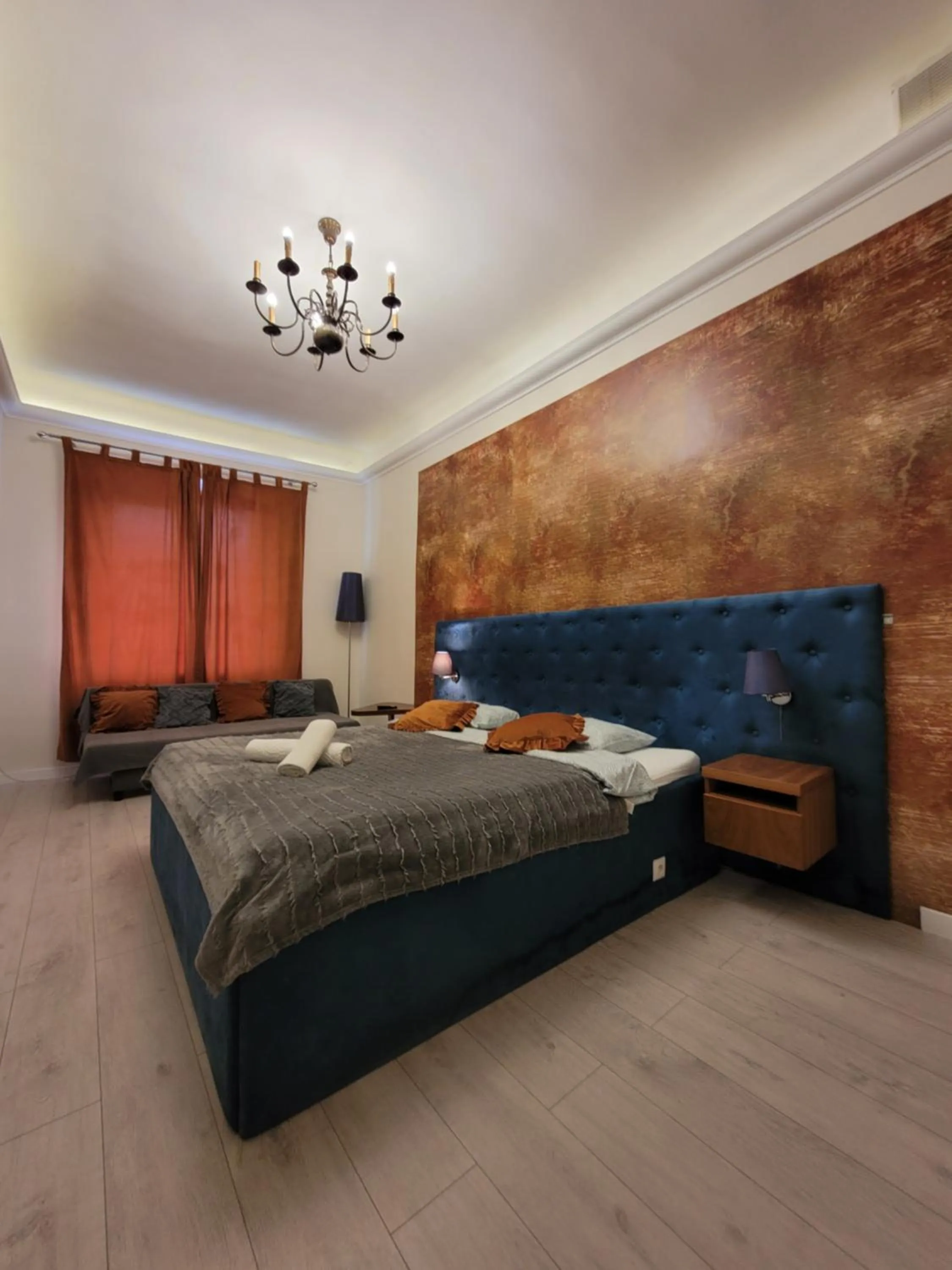 Bed in Chmielna 5 Rooms & Apartments