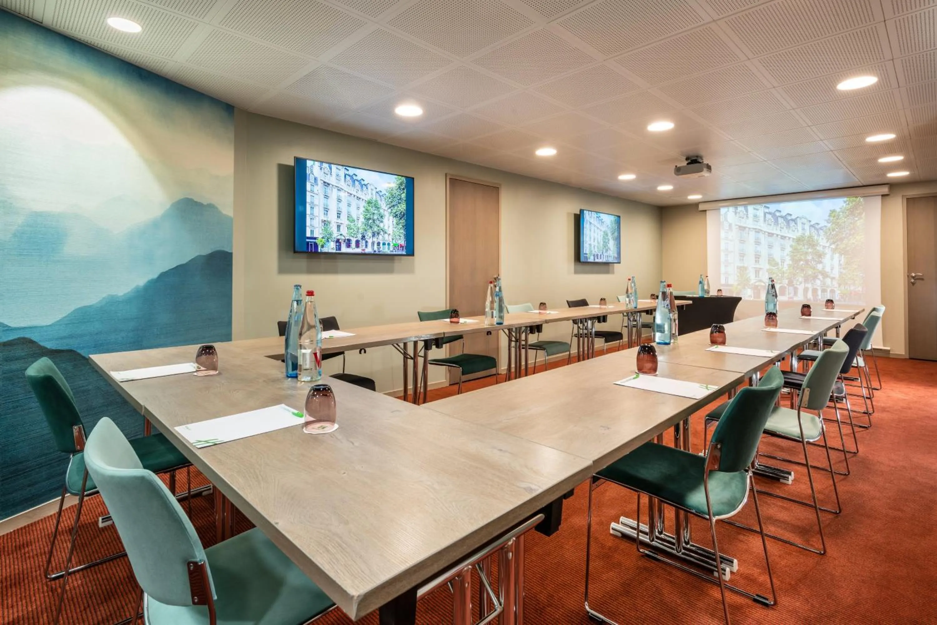 Meeting/conference room in Holiday Inn Paris - Gare de Lyon Bastille by IHG