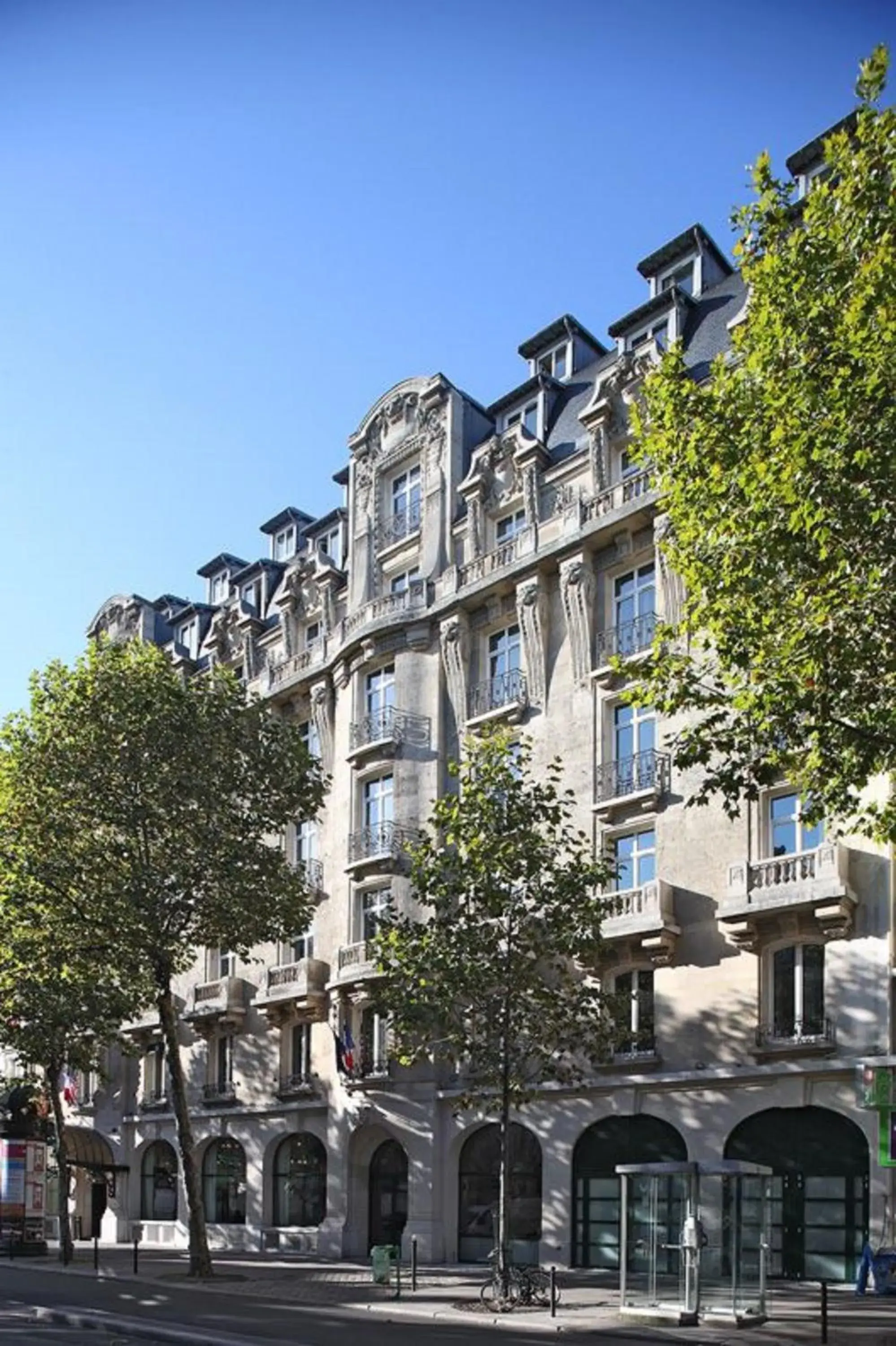 Property building in Holiday Inn Paris - Gare de Lyon Bastille by IHG Property building in Holiday Inn Paris - Gare de Lyon Bastille by IHG