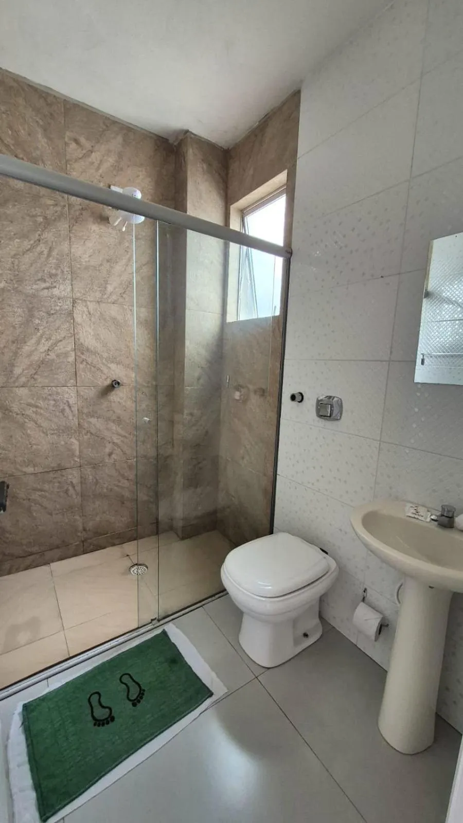 Bathroom in Hotel Fênix