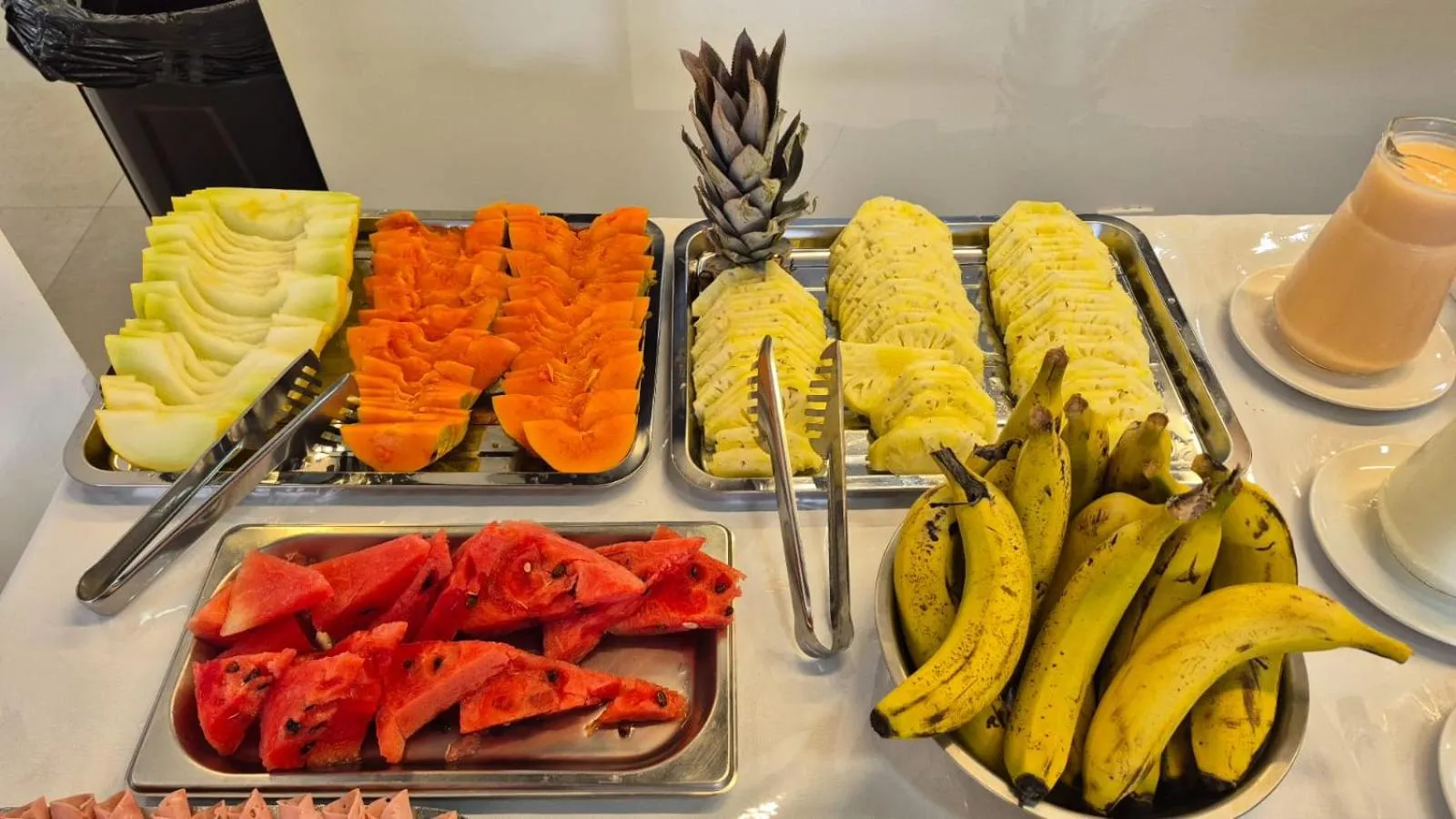 Buffet breakfast in Hotel Fênix