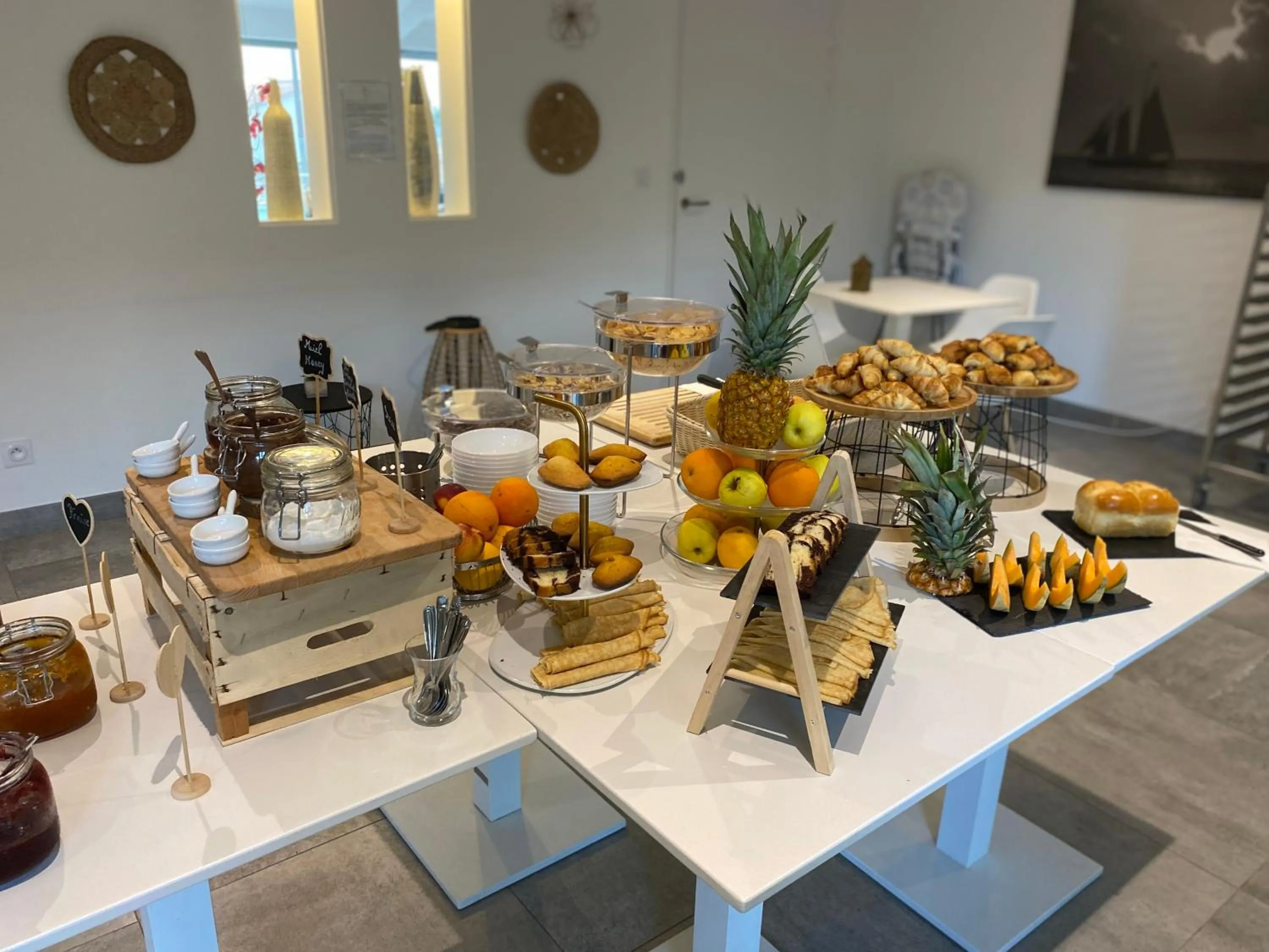 Breakfast in Hotel La Voile