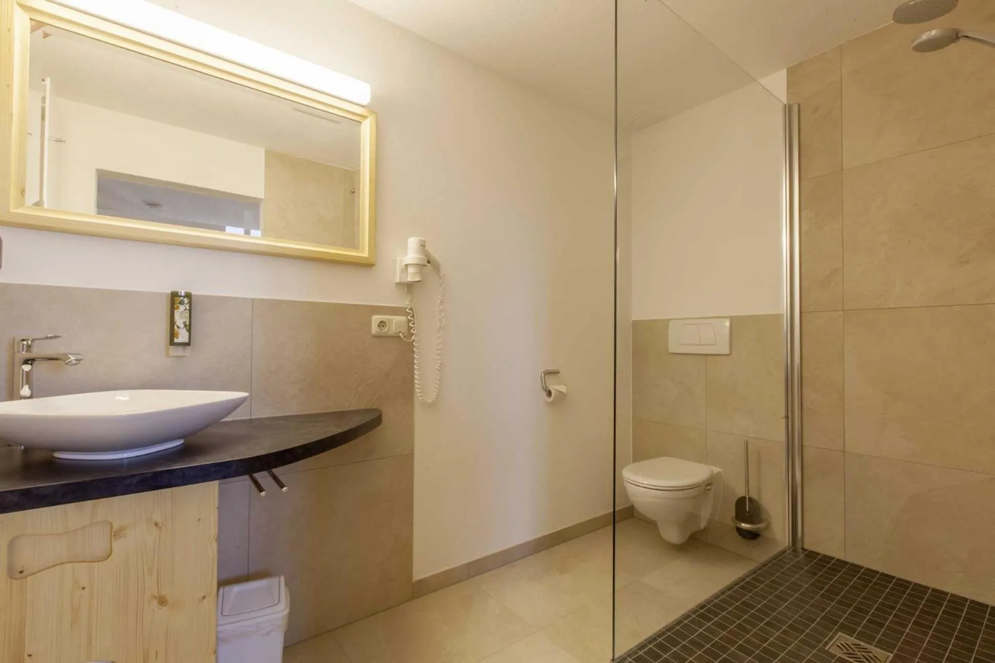 Bathroom in Burghotel Stolpen