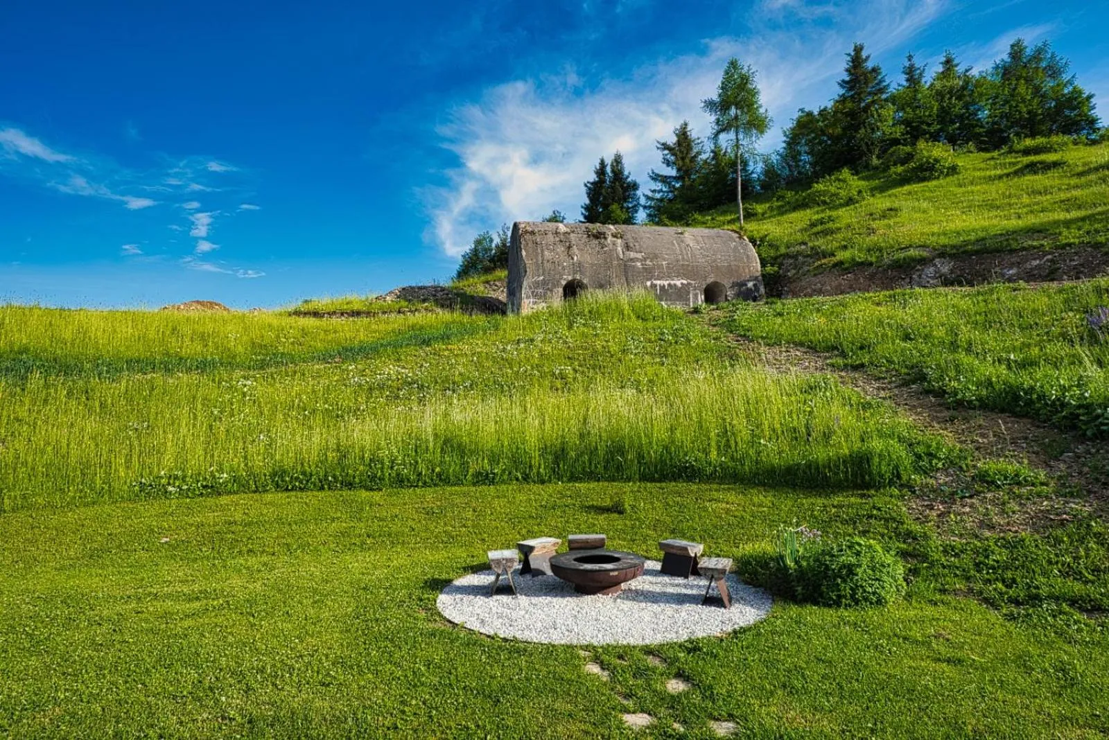 Garden view in House On The Hill (Hiška Na Griču)