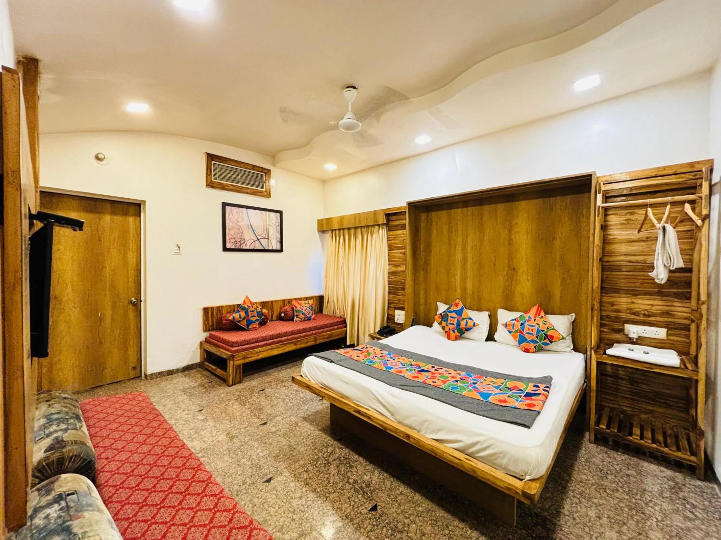 Bedroom, Bed in Hotel Regency